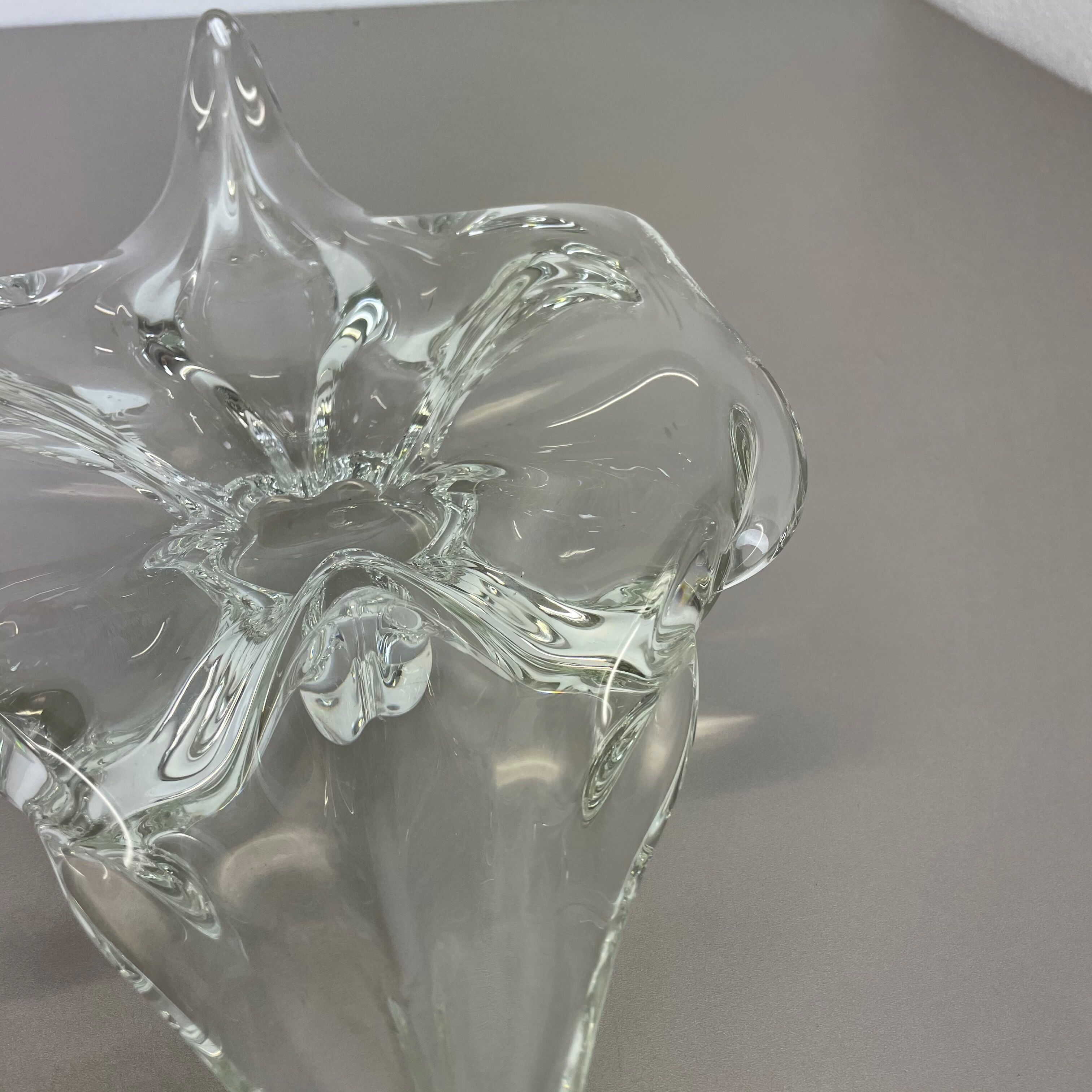 Murano glass "lucid" bowl shell element shell Murano, Italy, 1970s