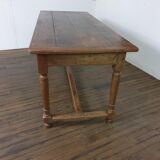Farm table
