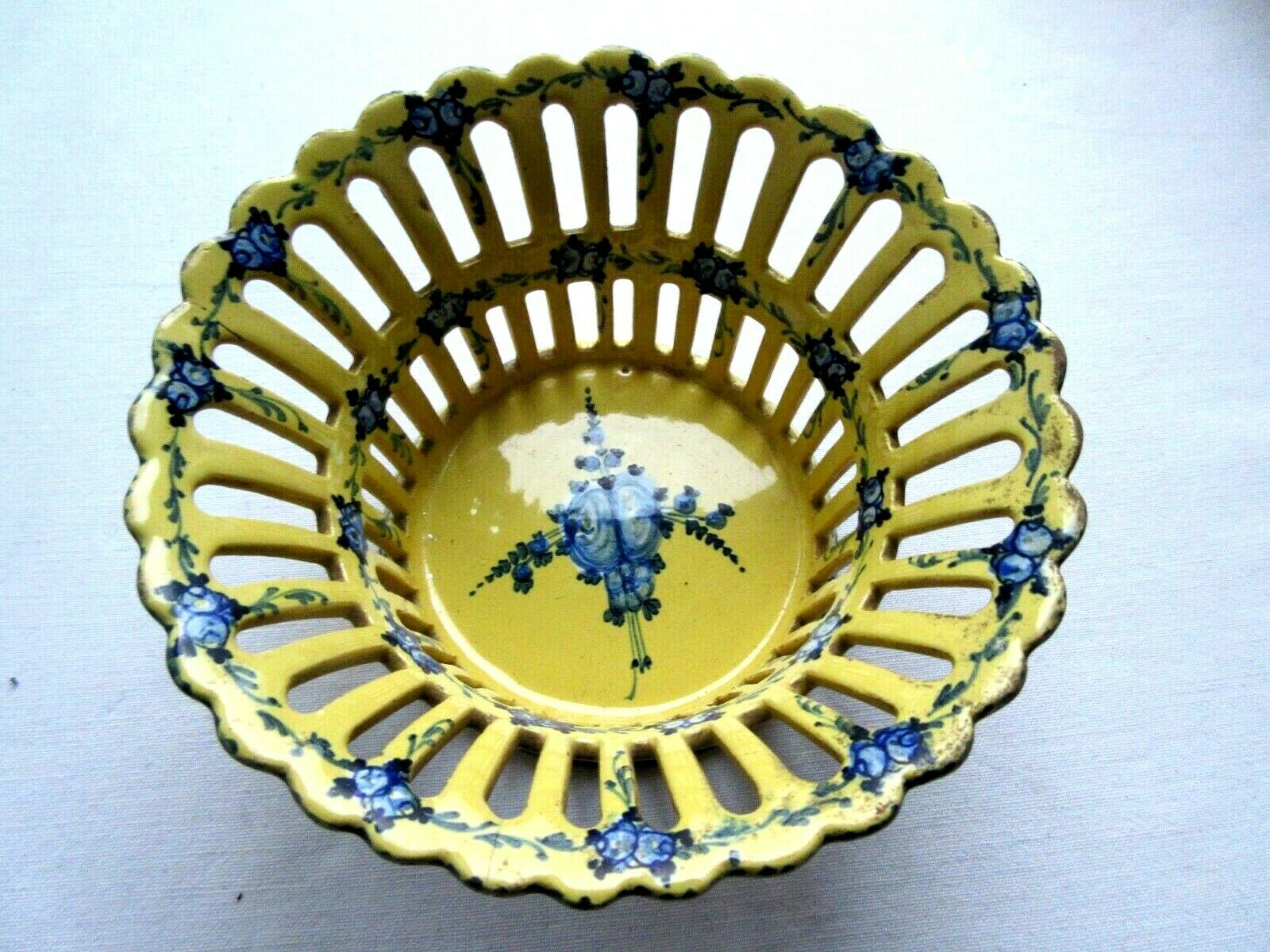 Malicorne cup, yellow enamel and blue flowers signed TE Emile Tessier