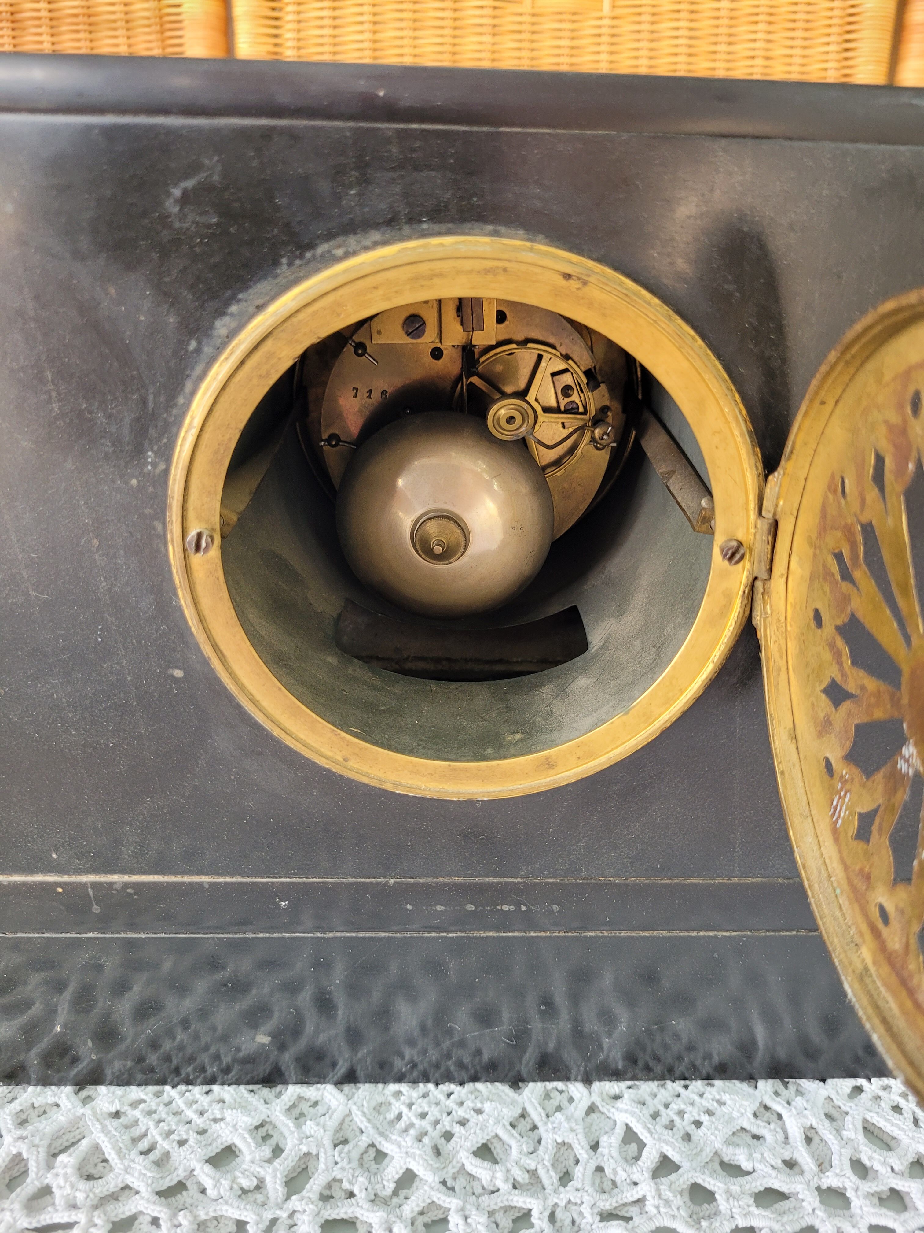 Black marble clock