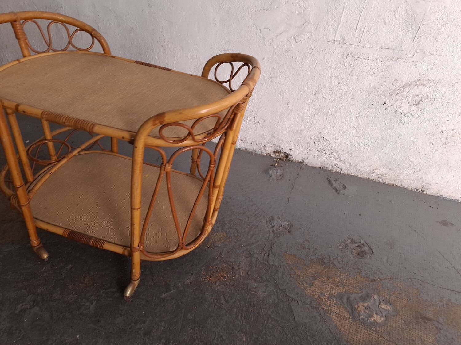 Vintage rattan serving trolley