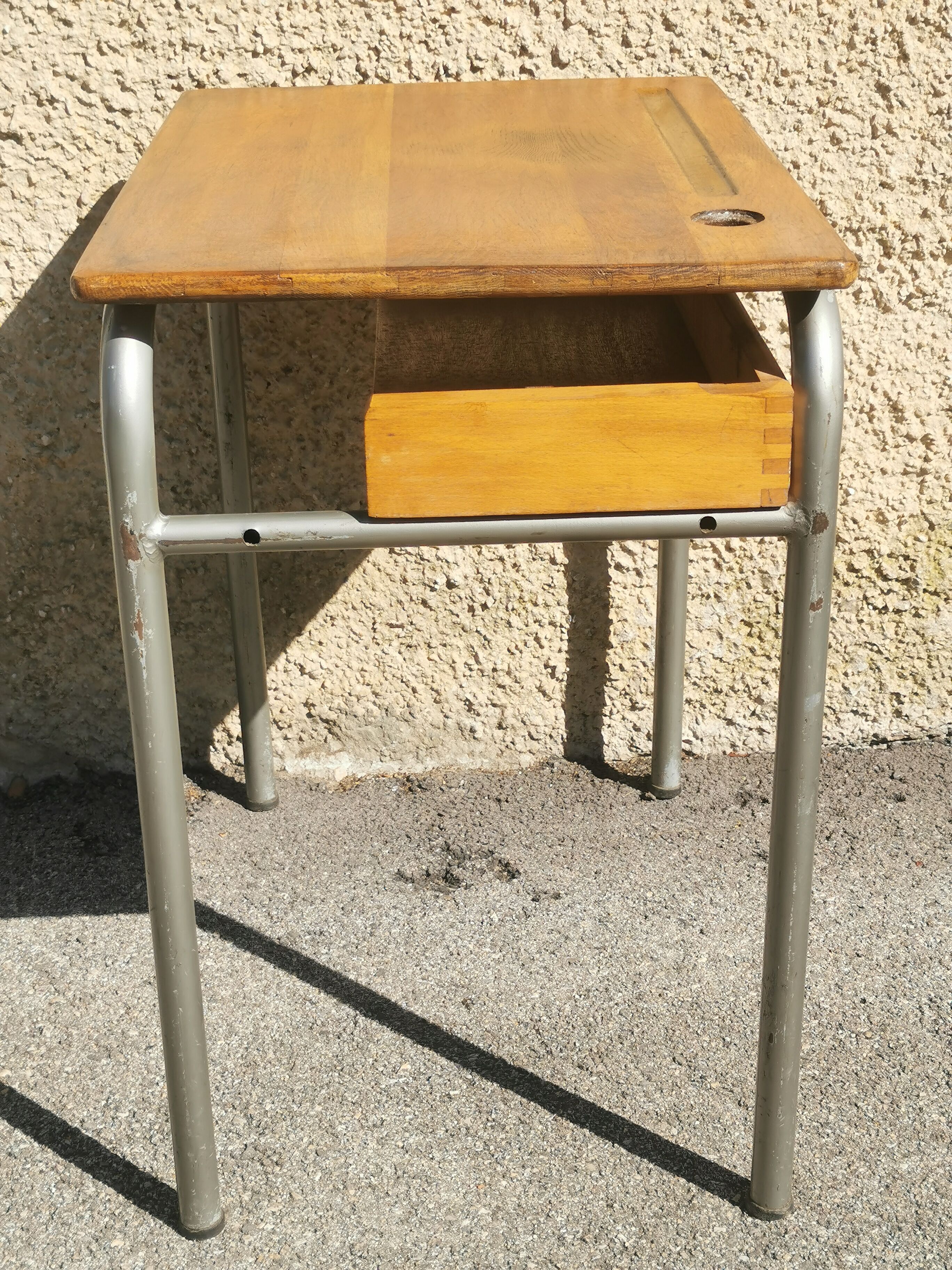 Table bureau vintage