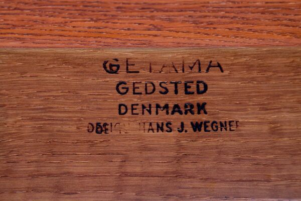 Fauteuil années 1960 en teck Hans Wegner pour Getama