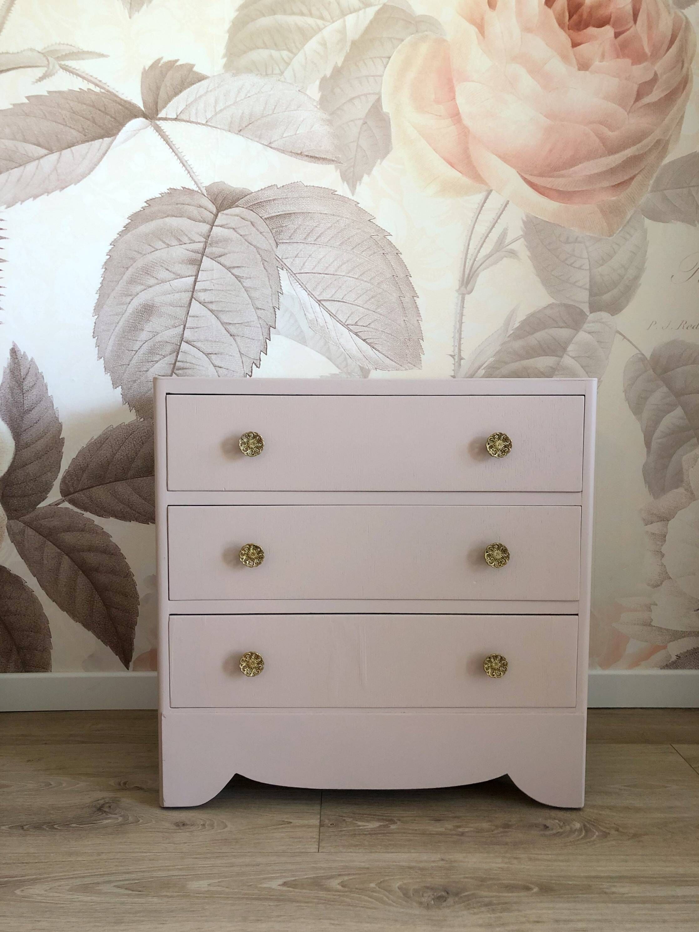 Vintage chest of drawers revisited in old powder pink