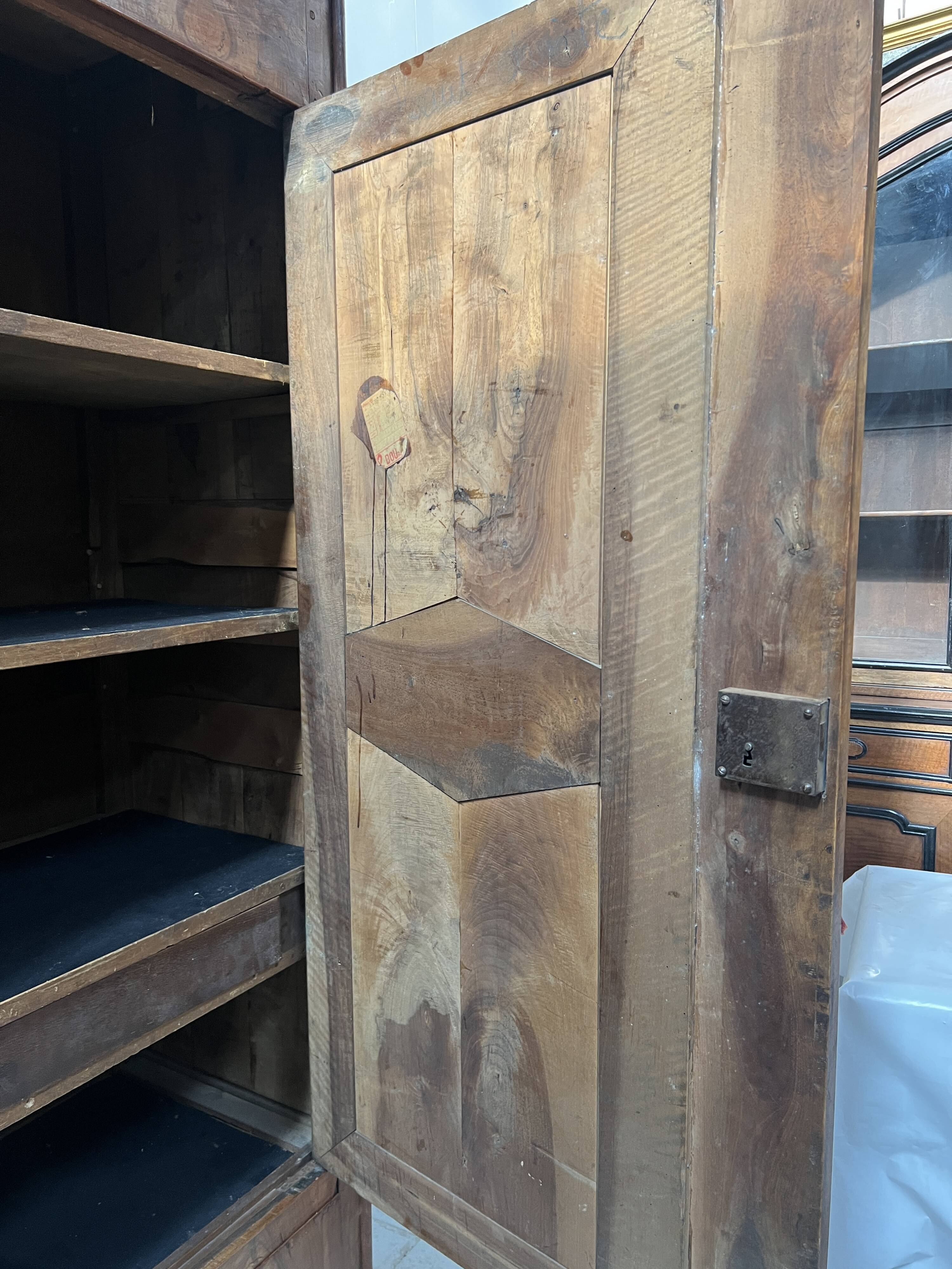 Napoleon III style wardrobe in solid walnut, 19th century