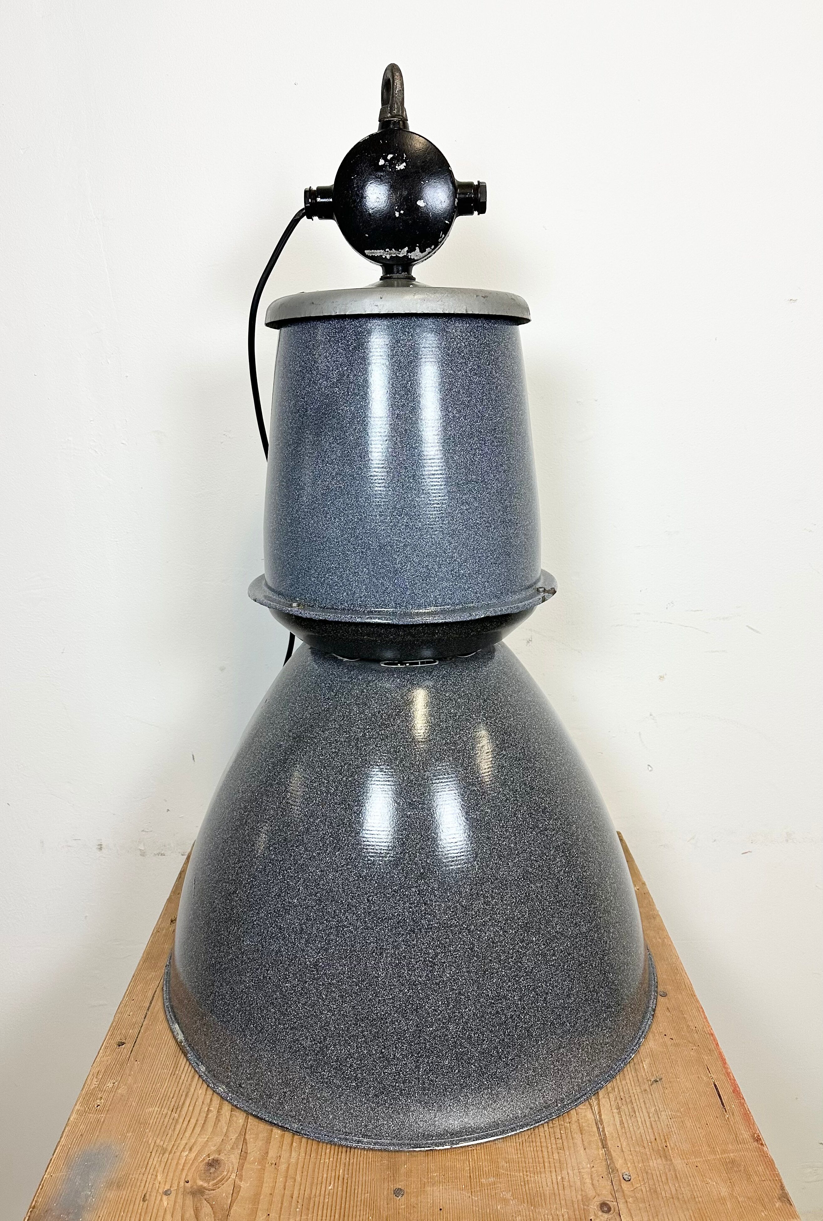 Grey enamel industrial factory lamp from Elektrosvit, 1960s