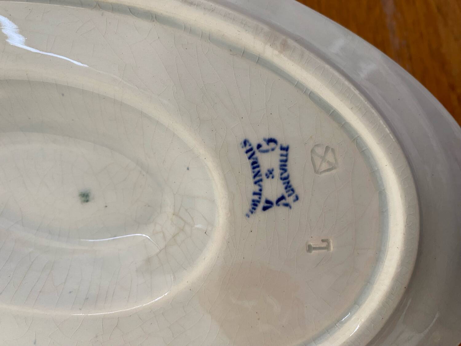 Gravy boat