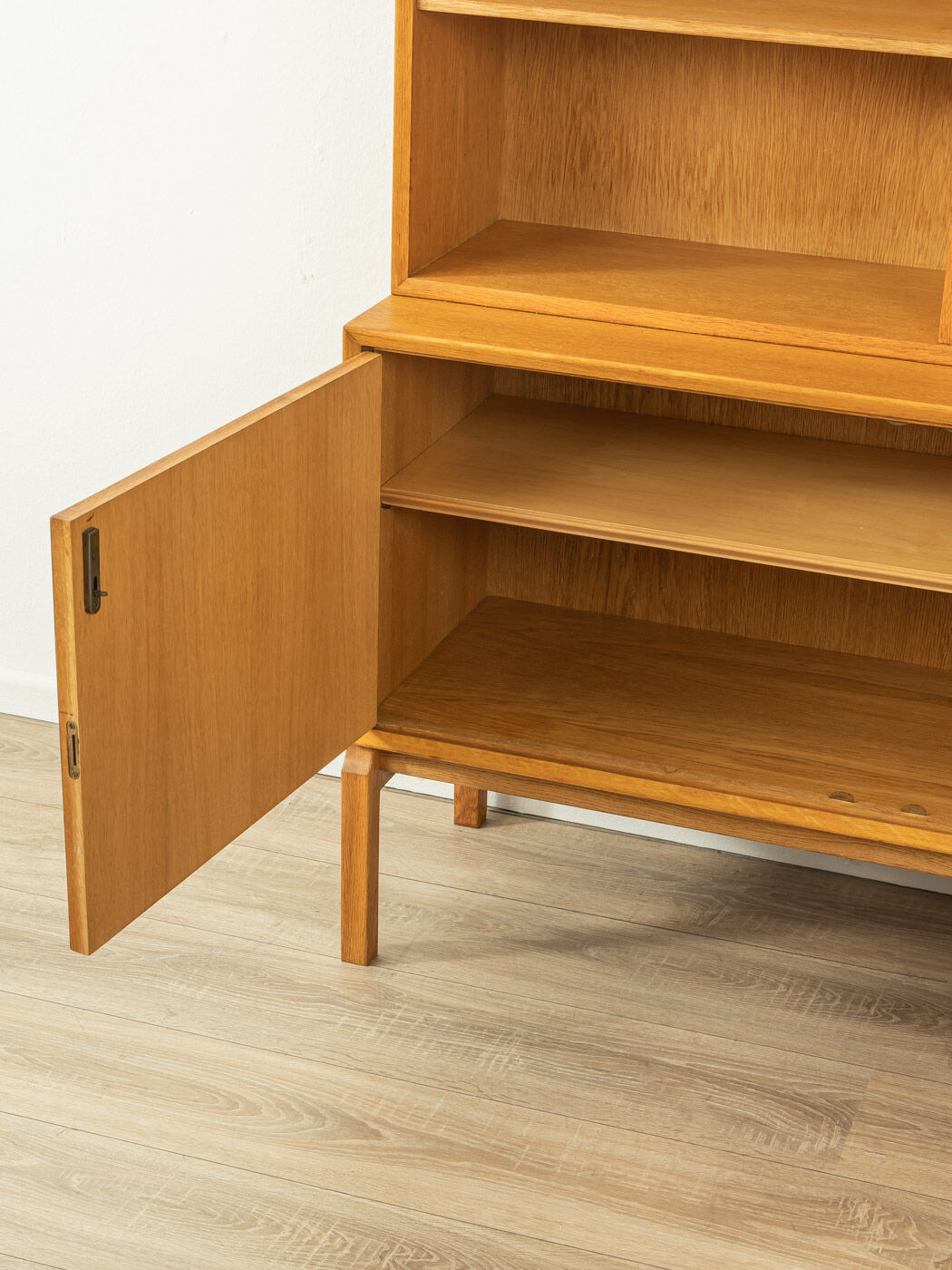 1960s Cabinet, Erik Wørts