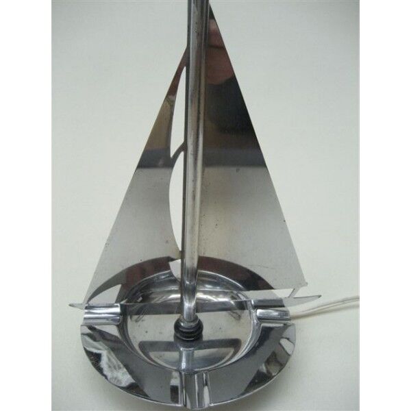 Sailboat-shaped chrome art deco desk lamp