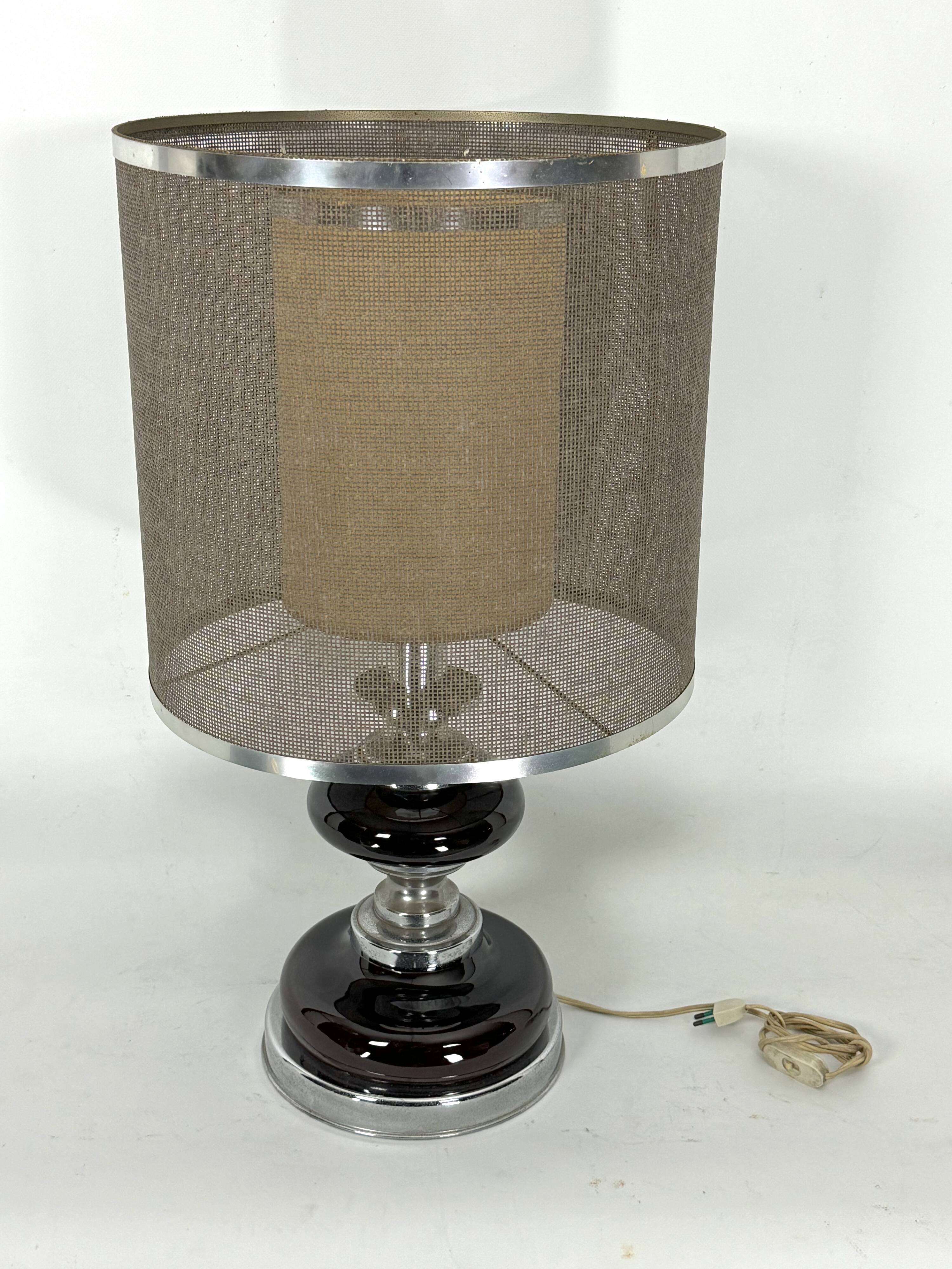 Space age Table lamp in chrome and lacquer. Italy 1970s