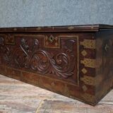 Antique carved wooden chest with gilded brass – Orient / 19th century