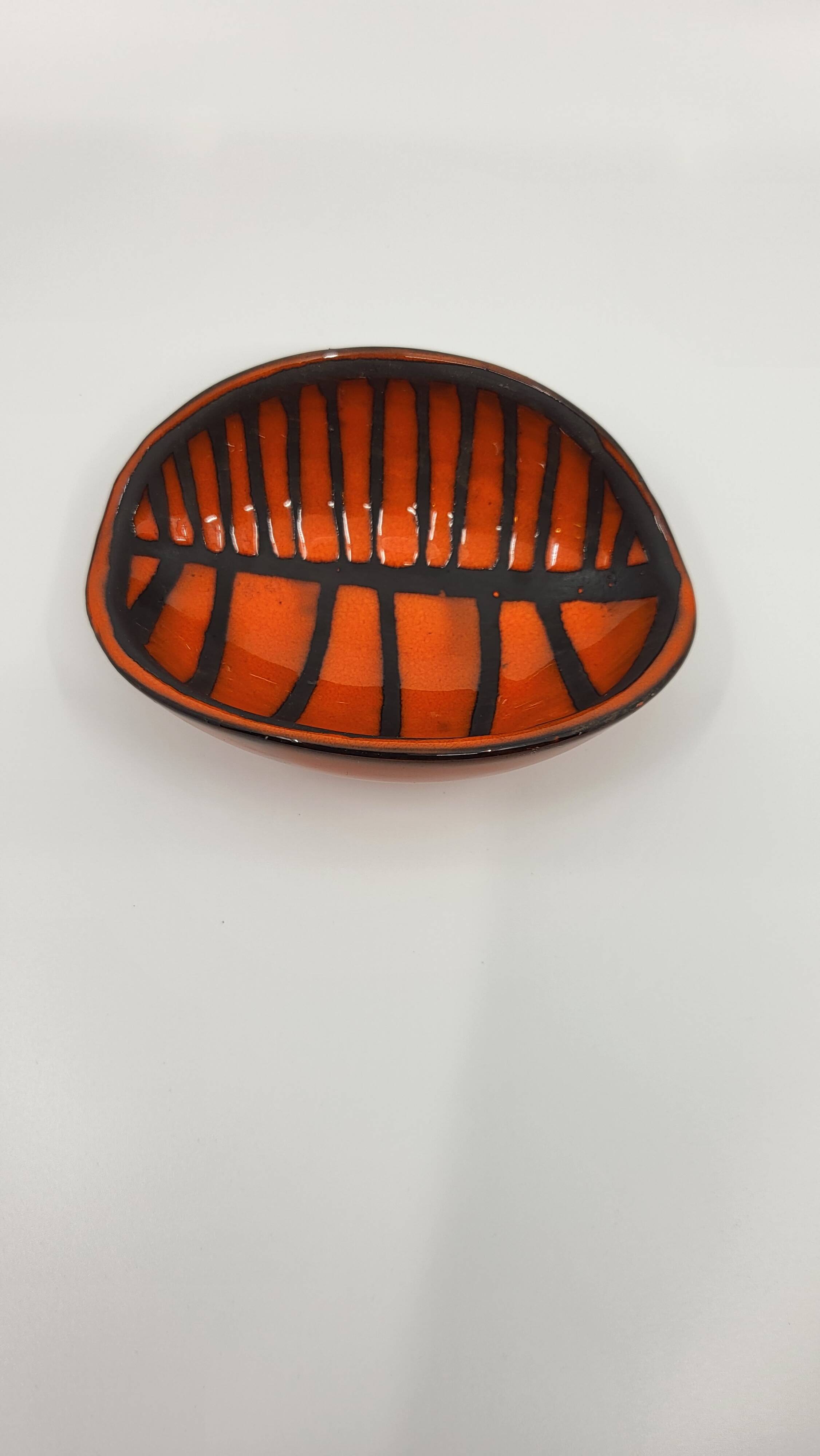 Empty Pocket / Ashtray by Roger Capron
