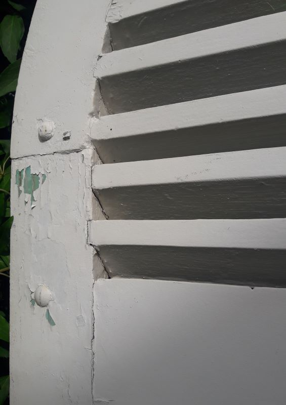 Arched shutters oak louvers H226xW277 4 leaves