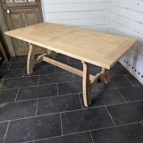 Guillerme and hambron oak table
