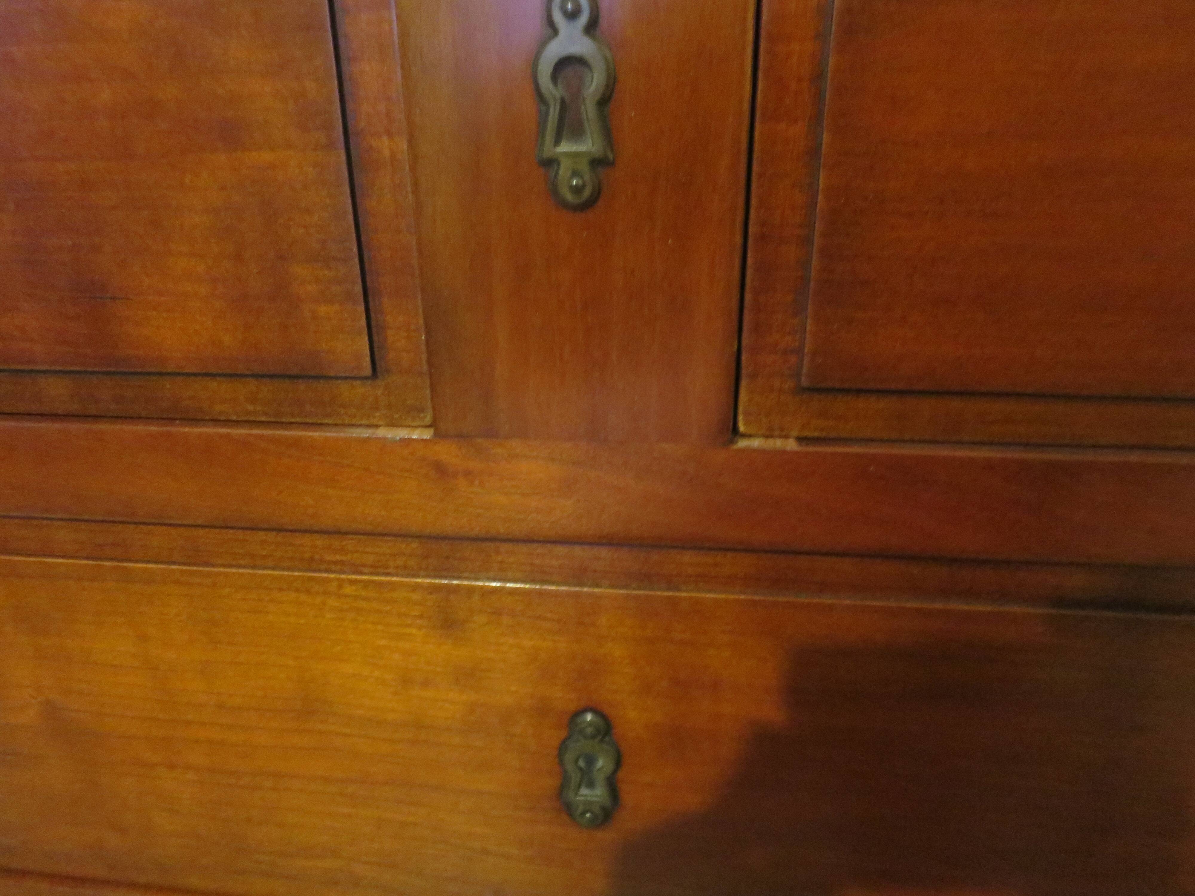 Antique - chest of drawers - 4 drawers - solid wood - cherry