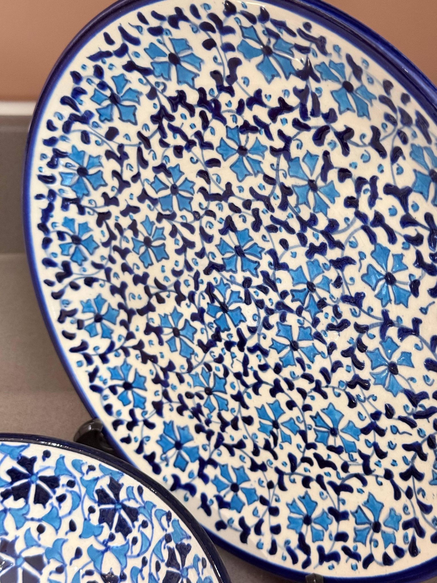 Ensemble de bol et assiette en céramique turque fait main, assiette bleue florale d'Iznik