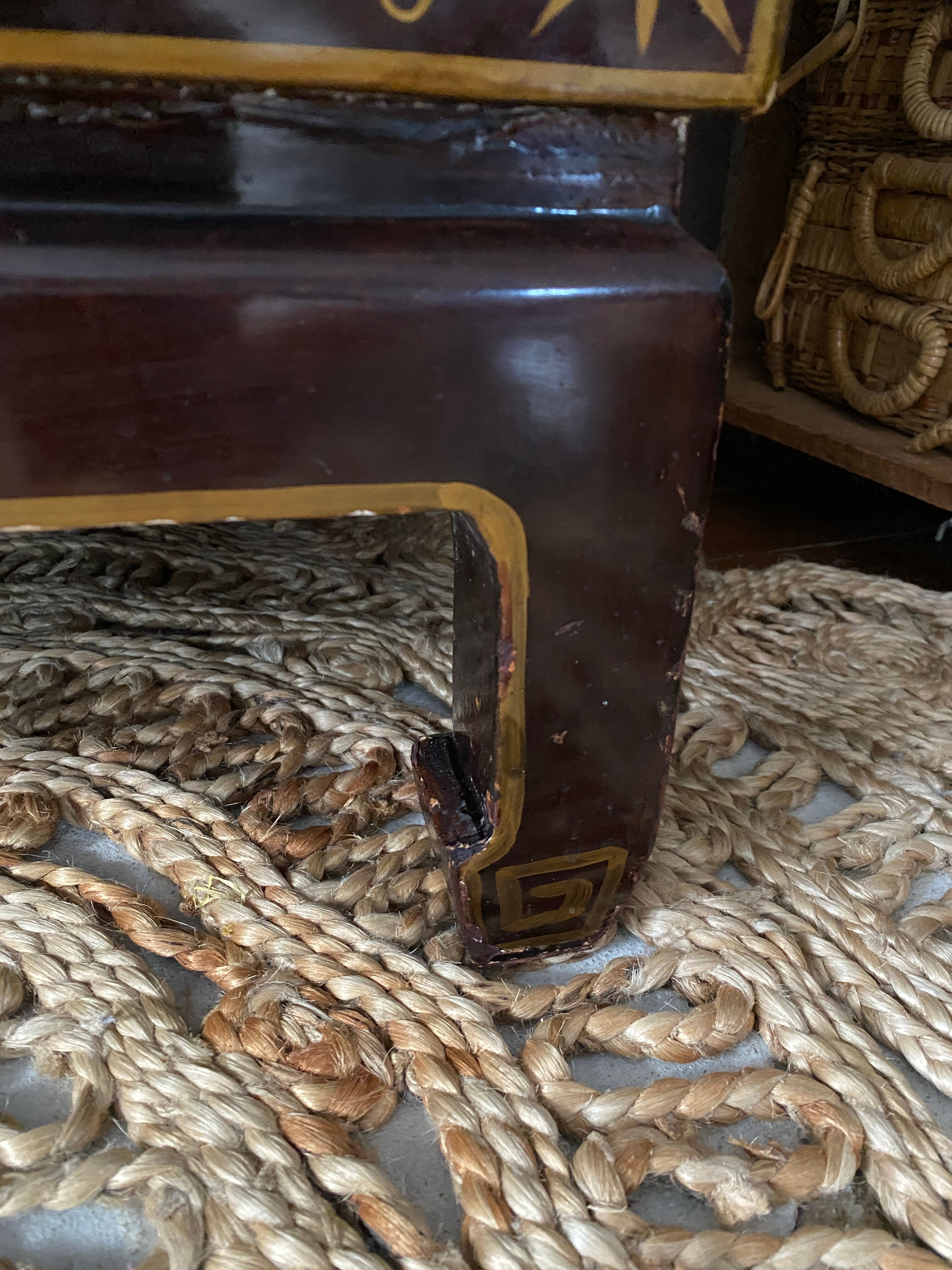 Asian Chinese lacquered sideboard furniture