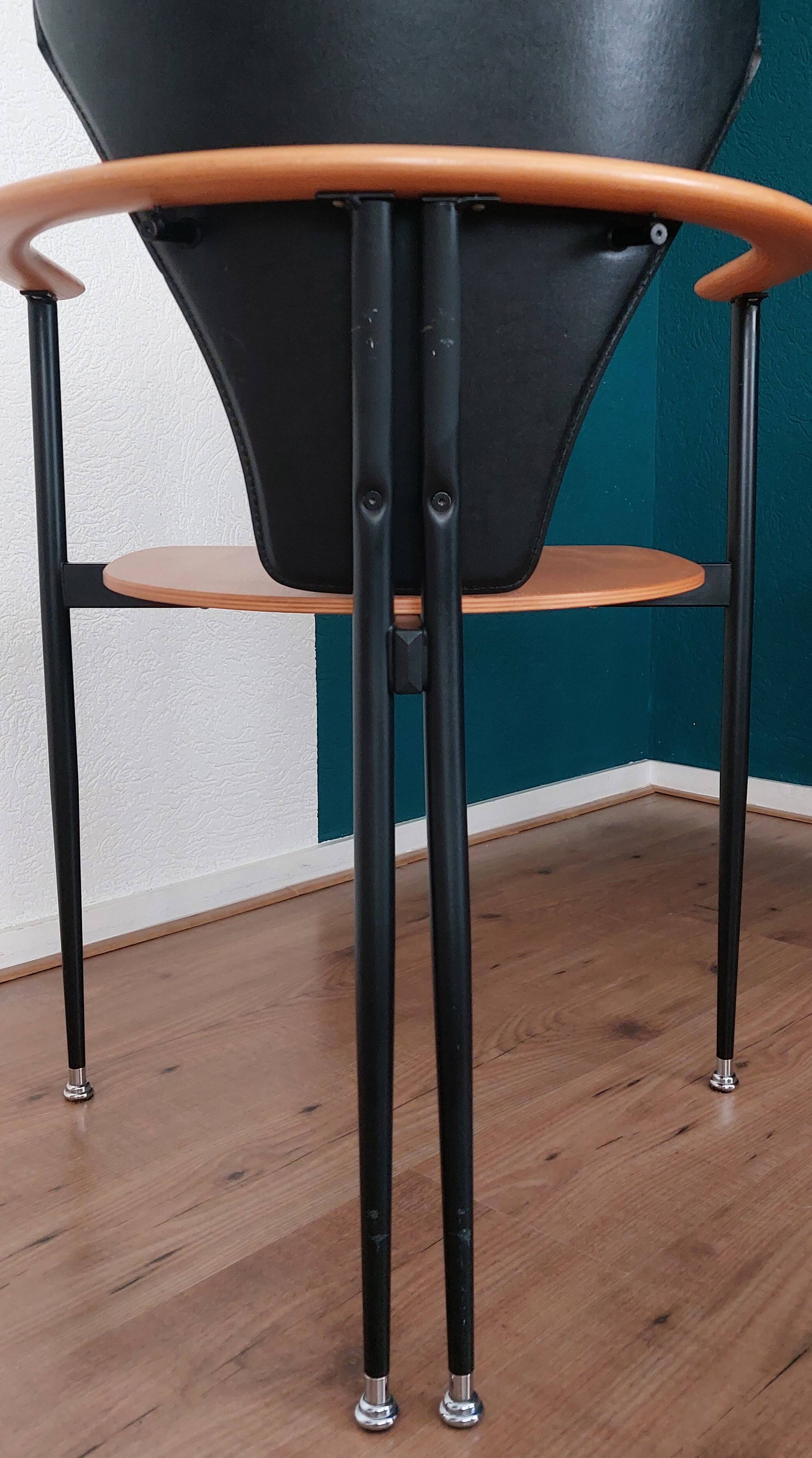 Set of 4 Postmodern Dining Chairs, 1980's.