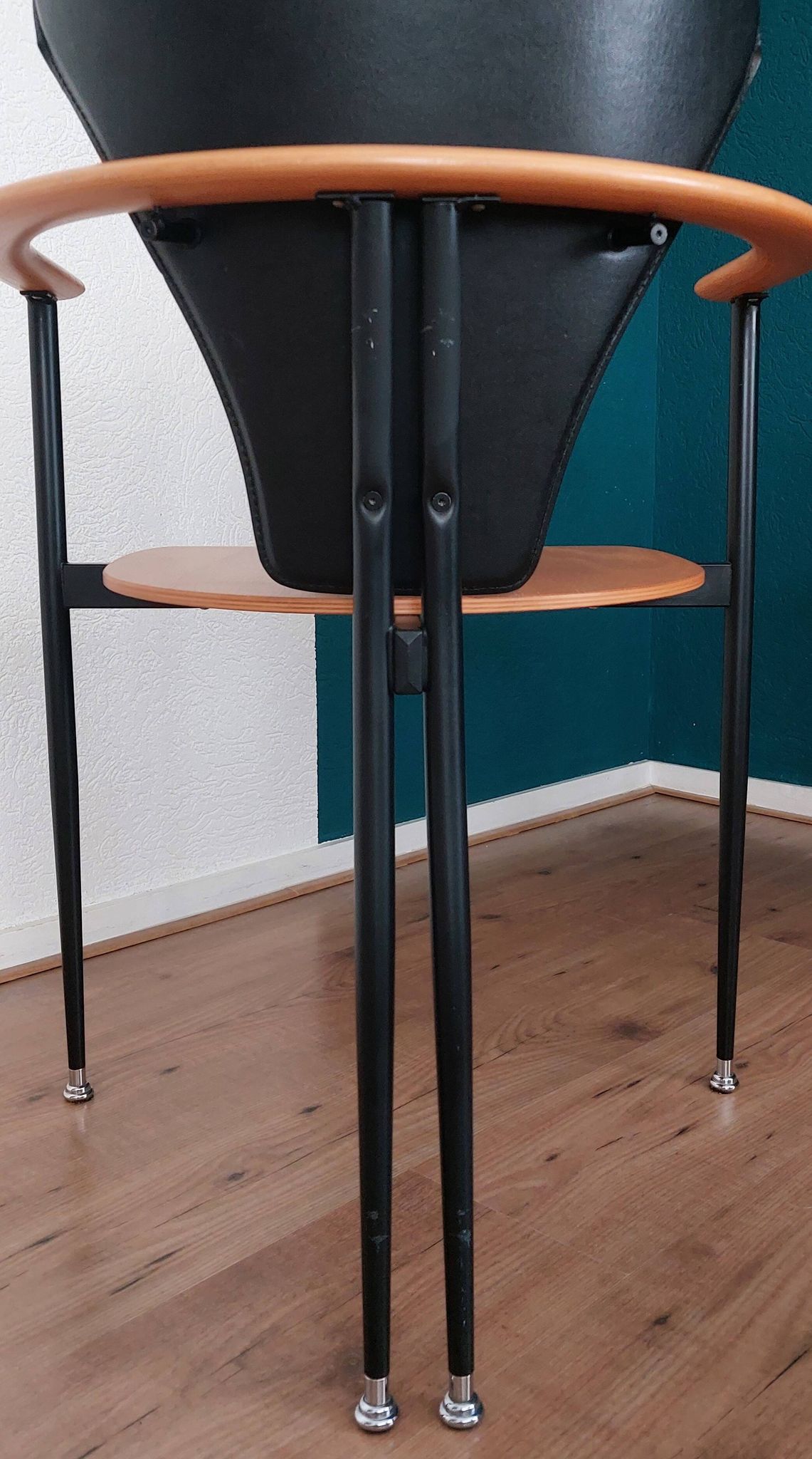 Set of 4 Postmodern Dining Chairs, 1980's.