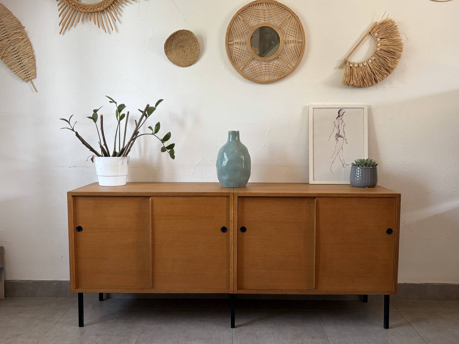 Vintage school enfilade