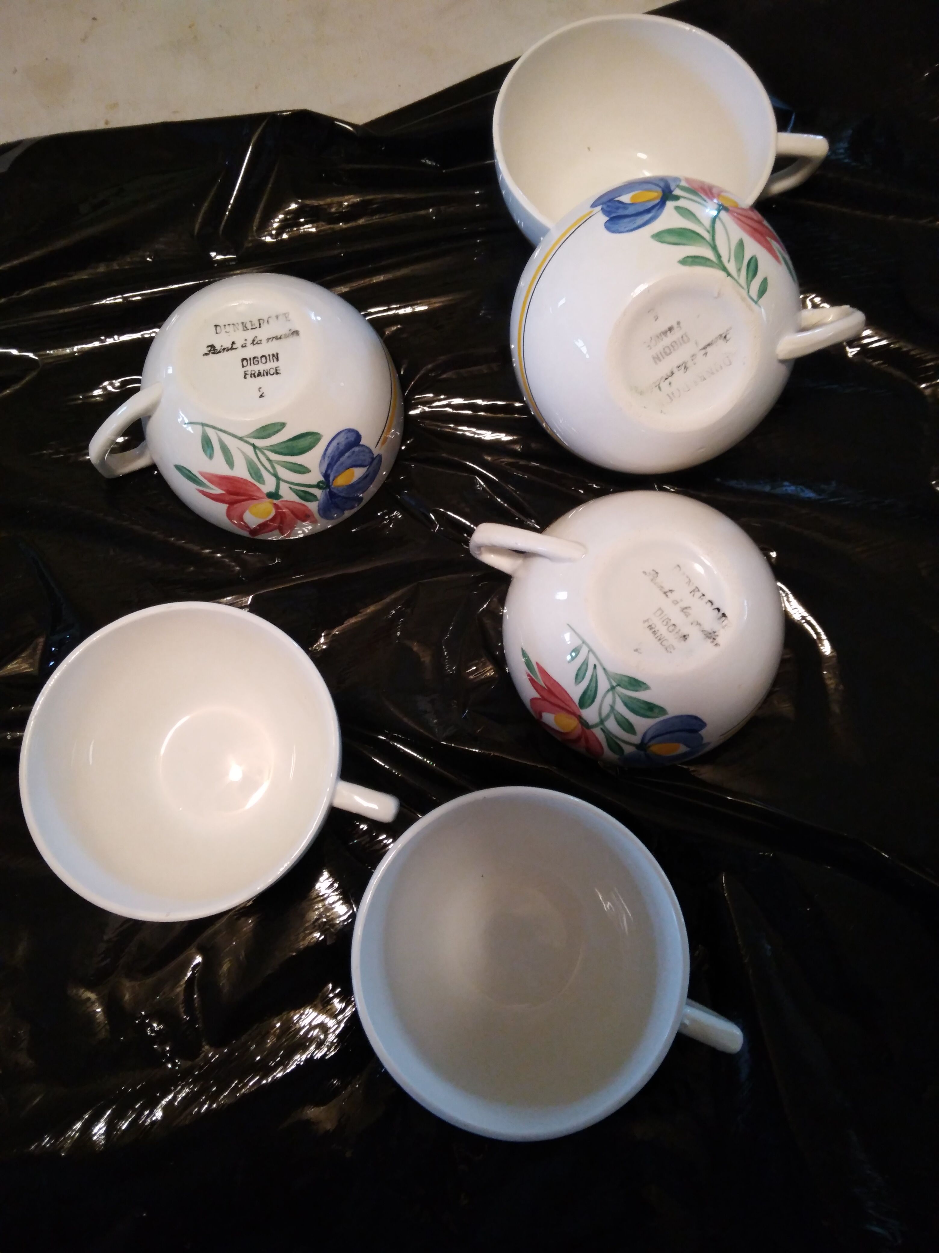 Tasses faience DIgoin début 20 e modèle Dunkerque
