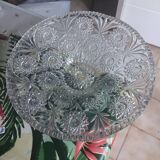 2 dishes or baskets in pressed moulded cut glass