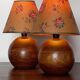 Paire de lampes boules en bois vintage