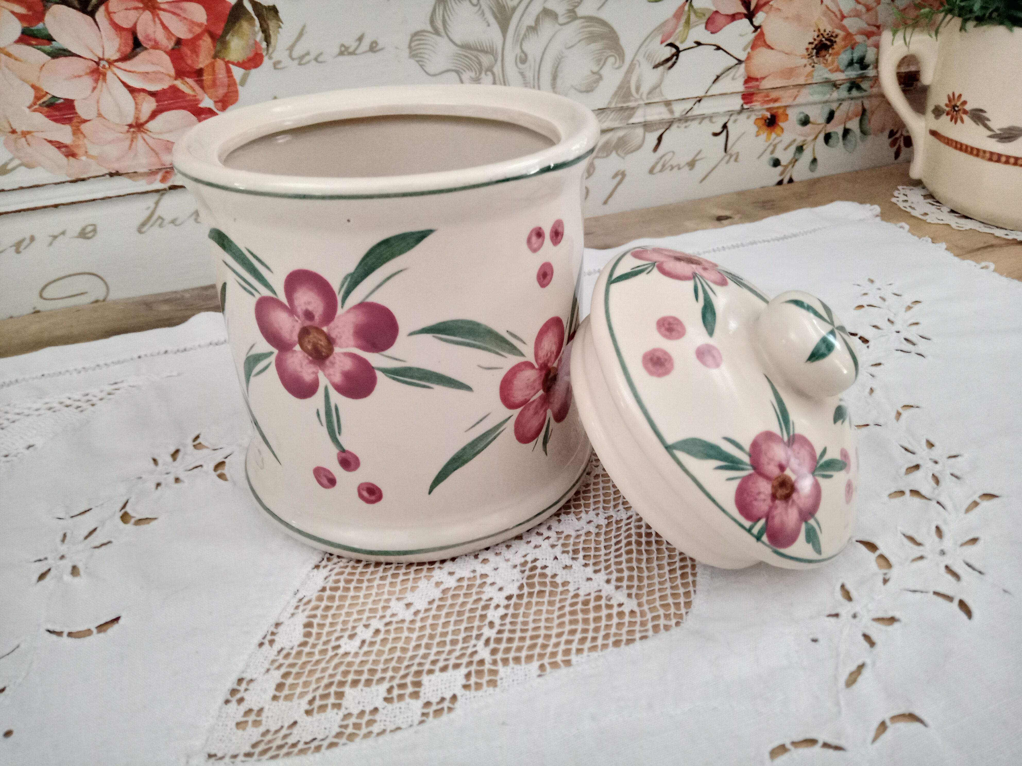 Vintage beige ceramic lid jar decorating pink flowers