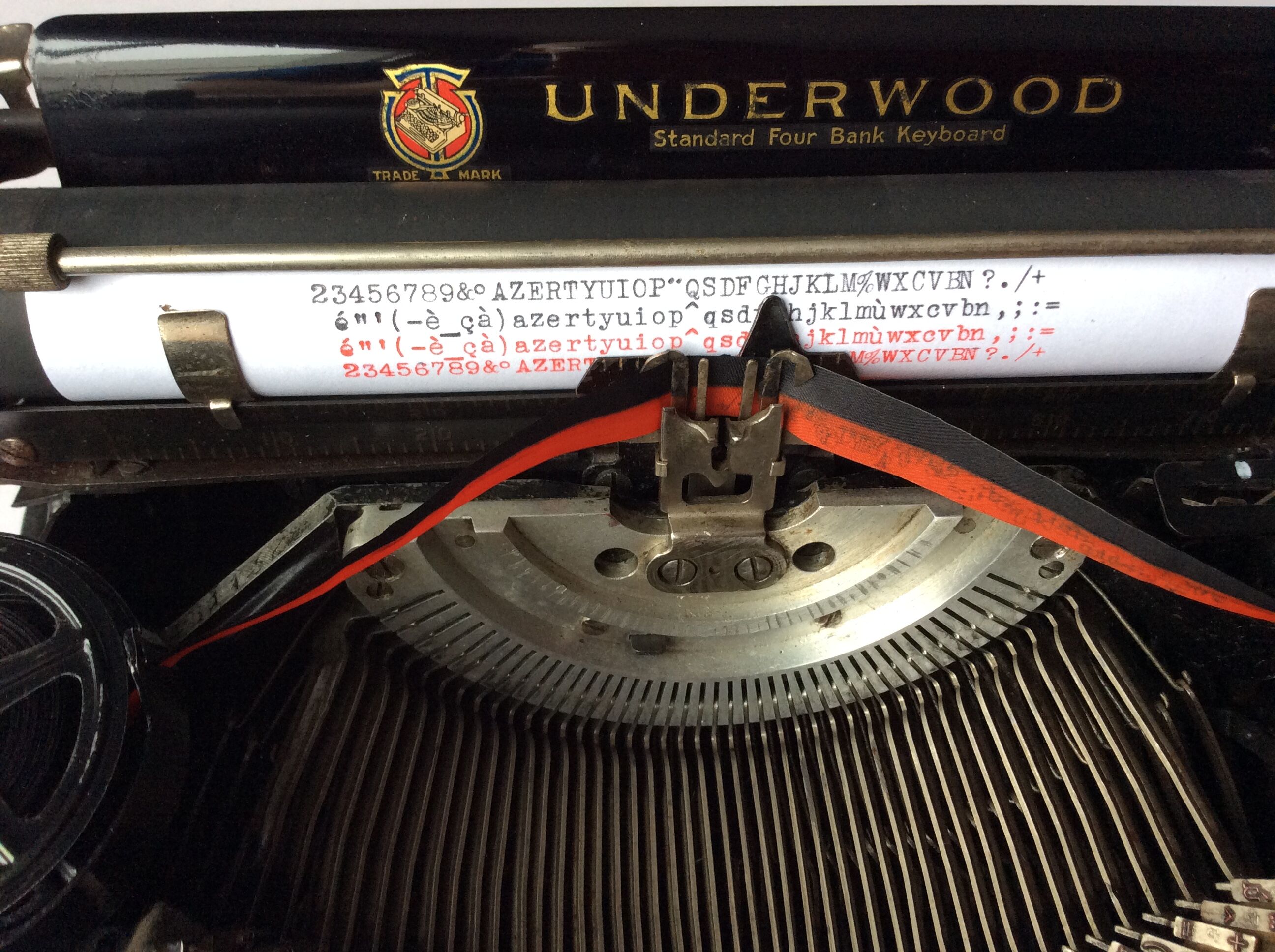 Old-typewriter Underwood portable
