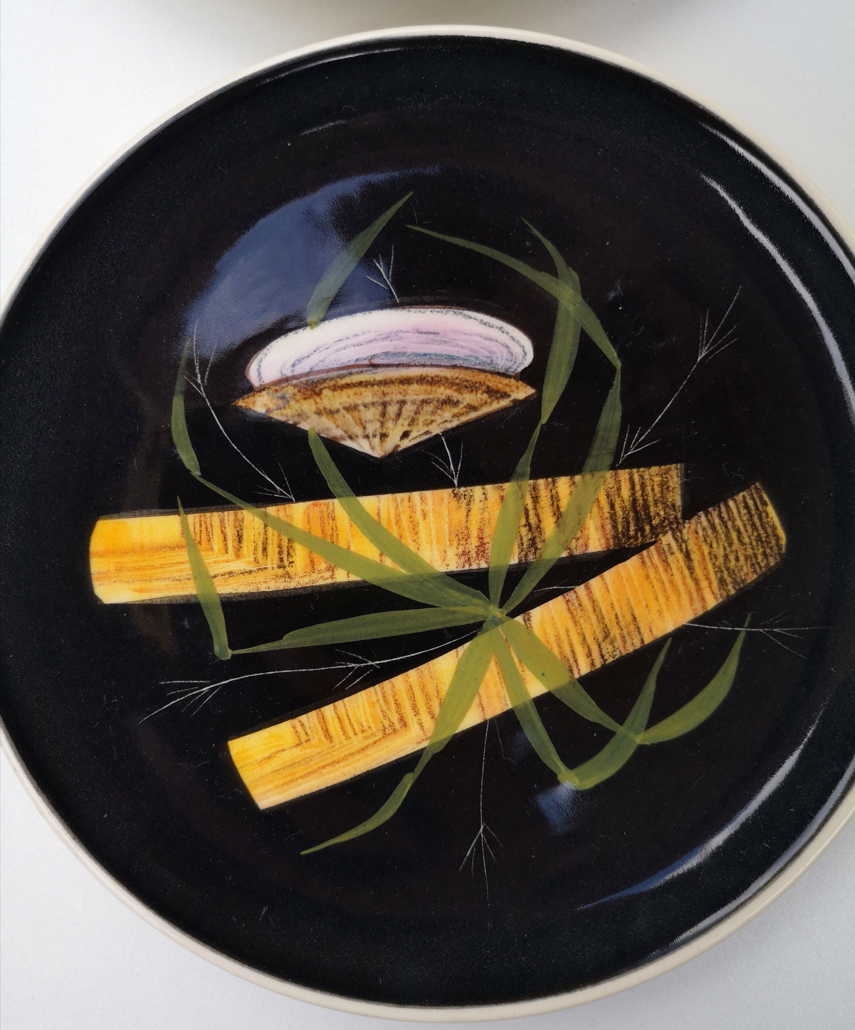 Quimper plates