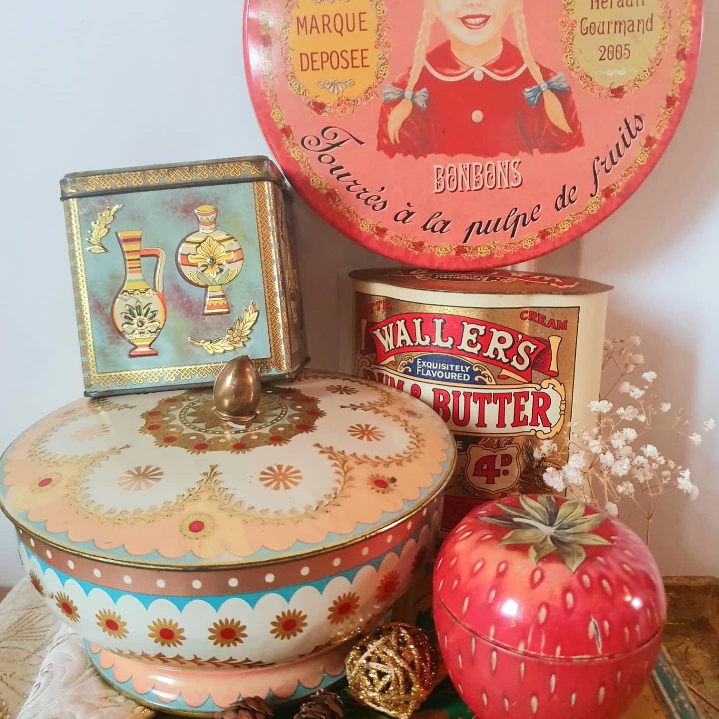 Decorated antique metal box