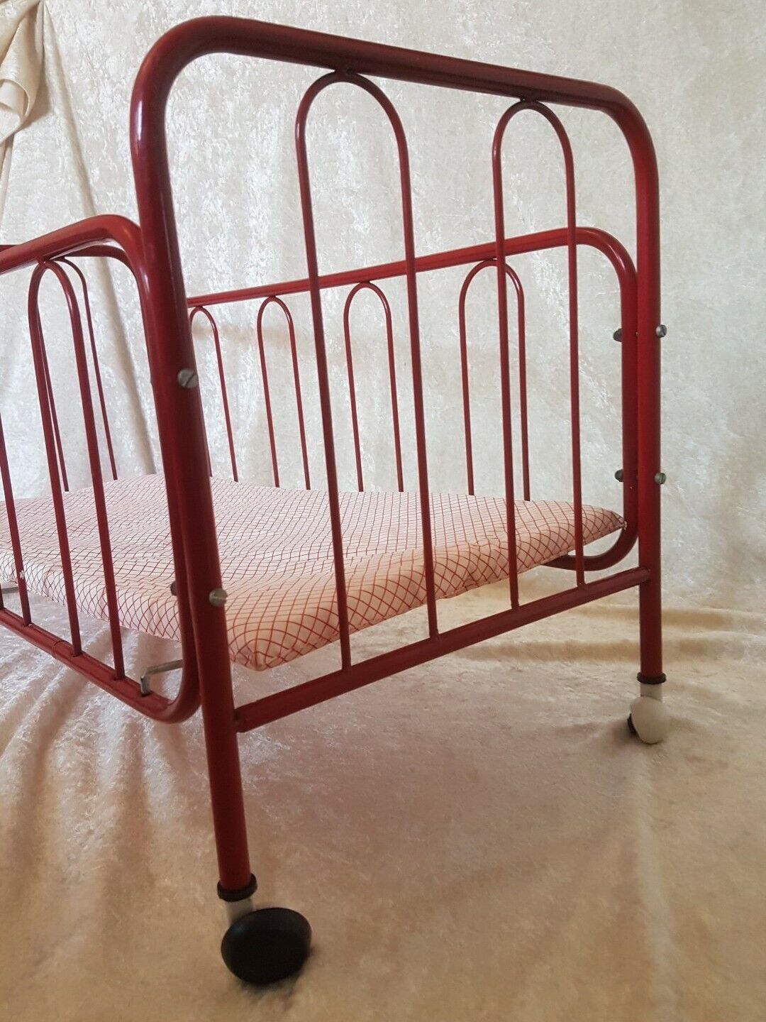 Vintage doll bed large model in red lacquered metal and matching mattress