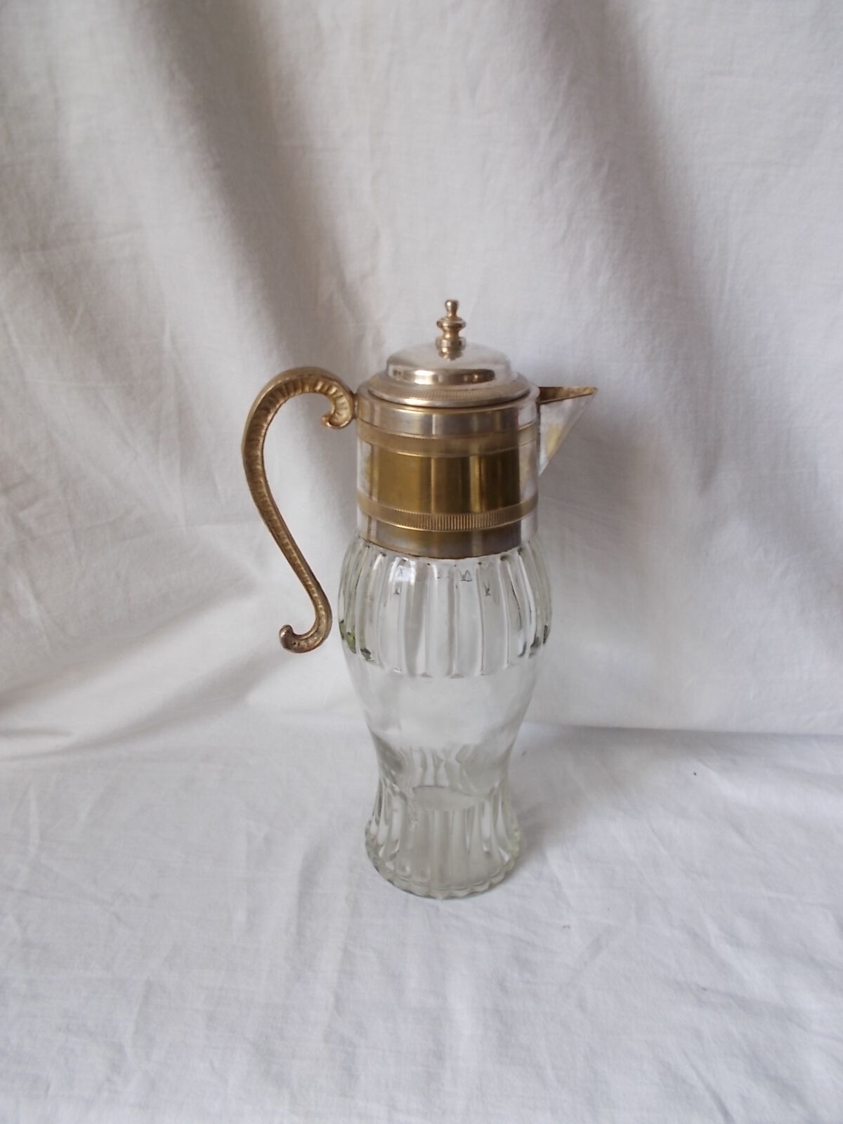Pichet aiguière en verre et métal argenté