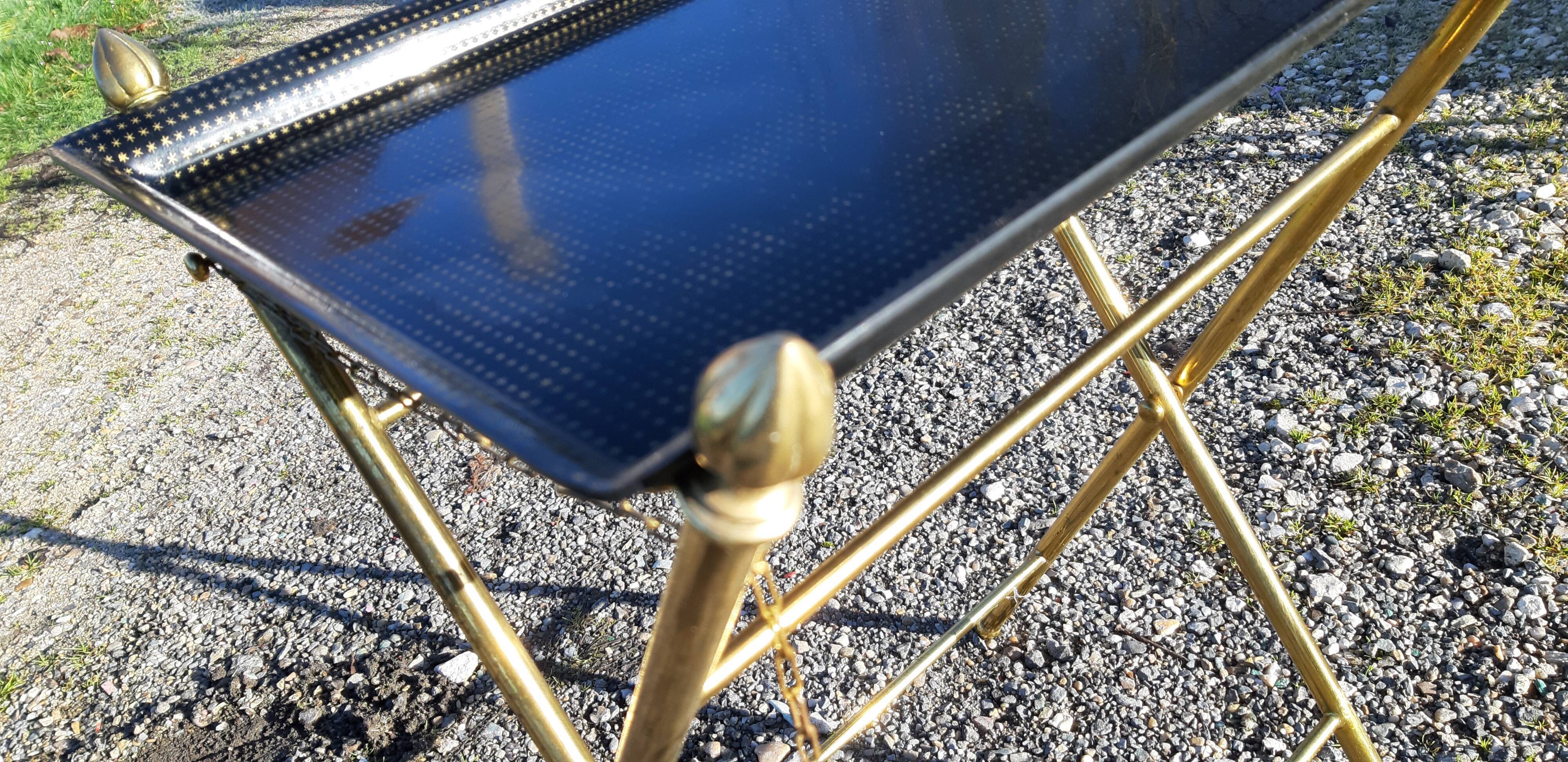 Dessert table vintage golden metal