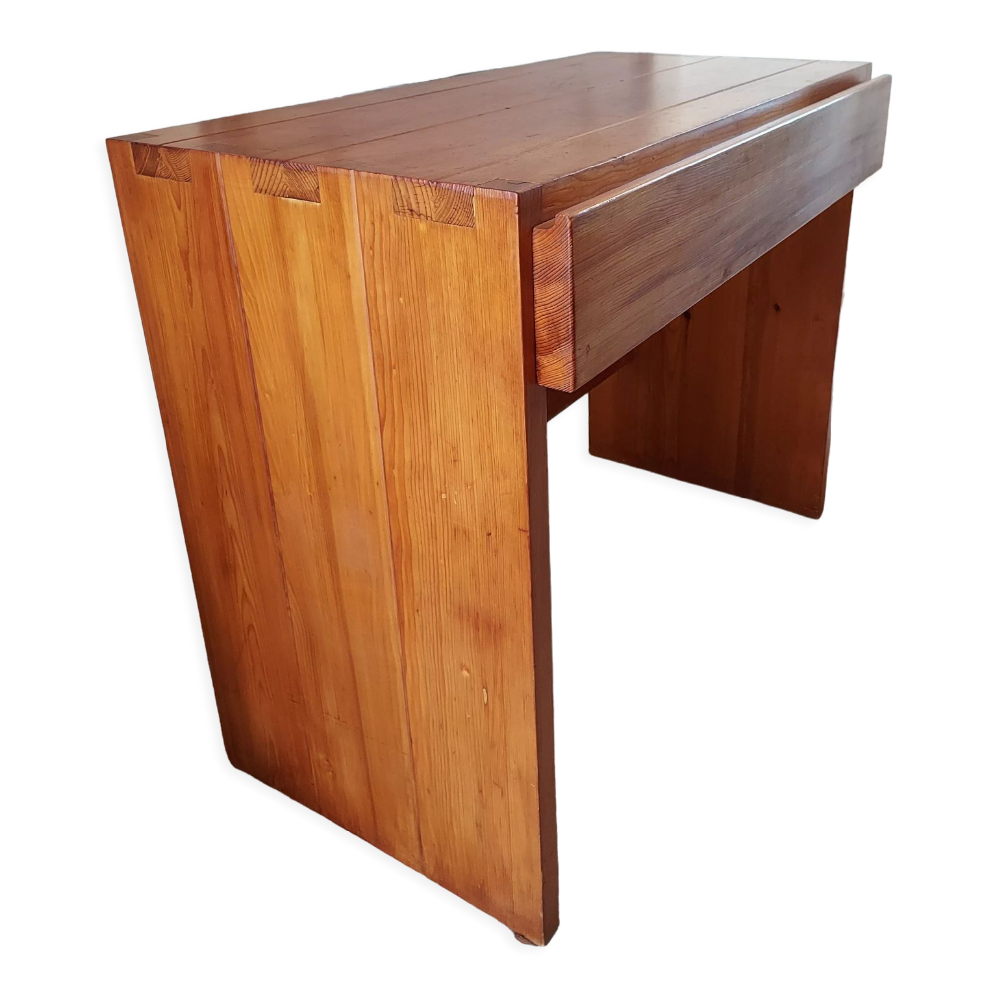 Pine desk by Maison regain