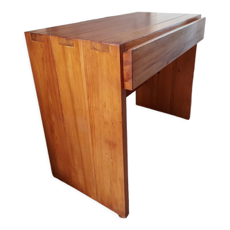 Pine desk by Maison regain
