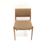 Ensemble de 4 chaises vintage par Niels Moller model 80 en chêne