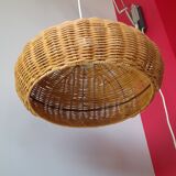 Braided wicker suspension