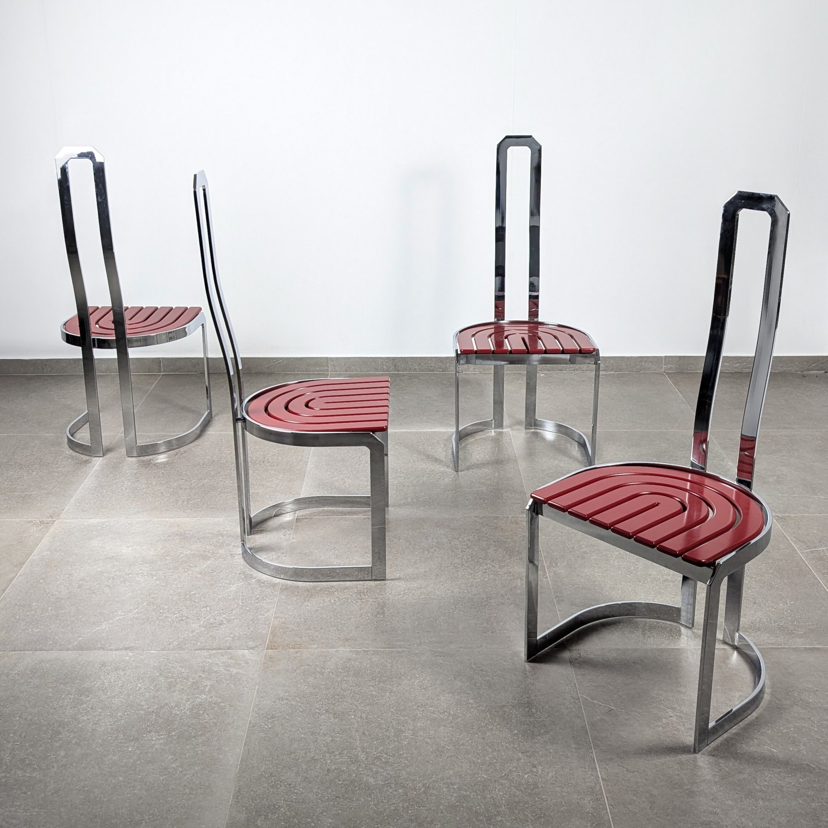 Postmodern chairs in chromed steel and red wood, set of 4, 1980s