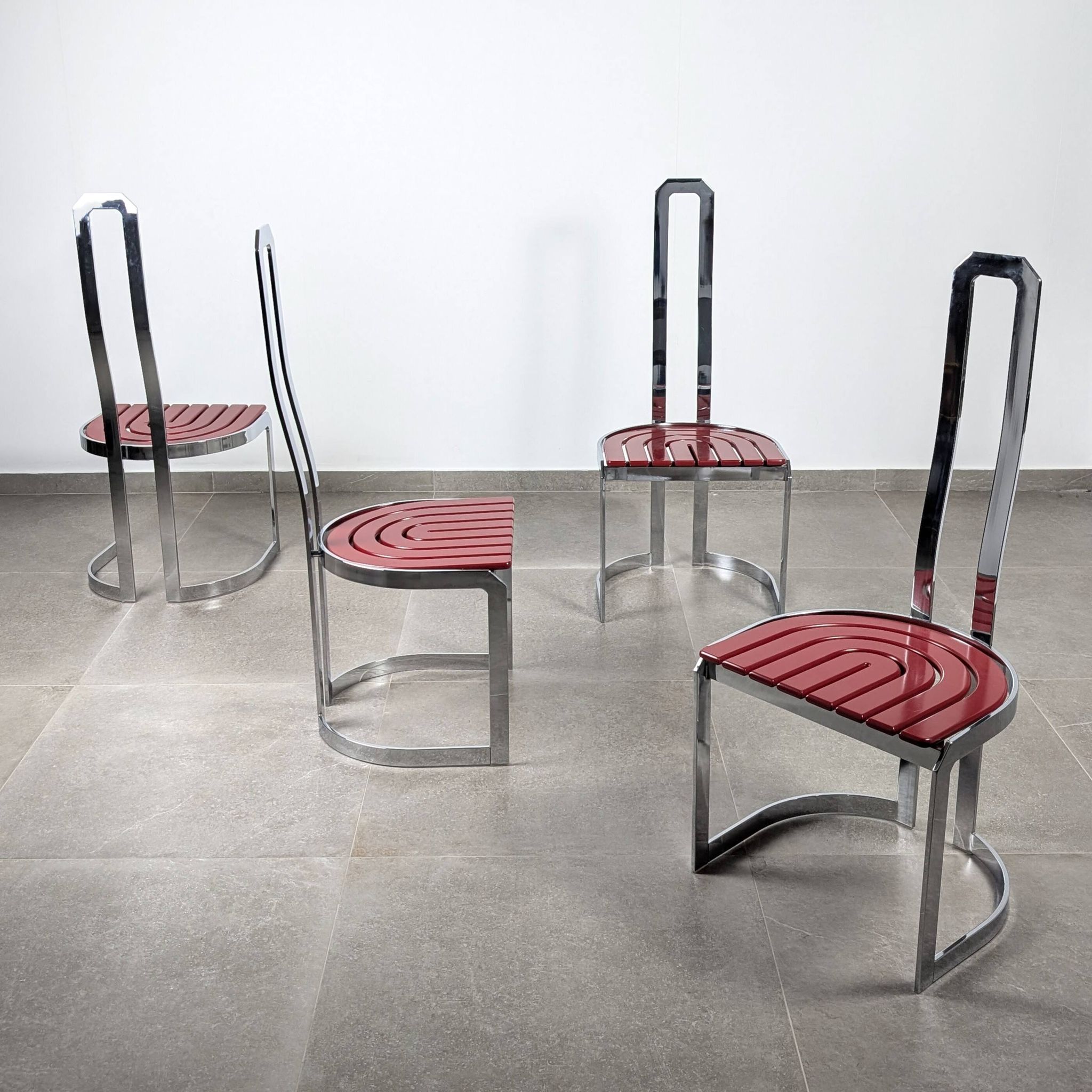 Postmodern chairs in chromed steel and red wood, set of 4, 1980s