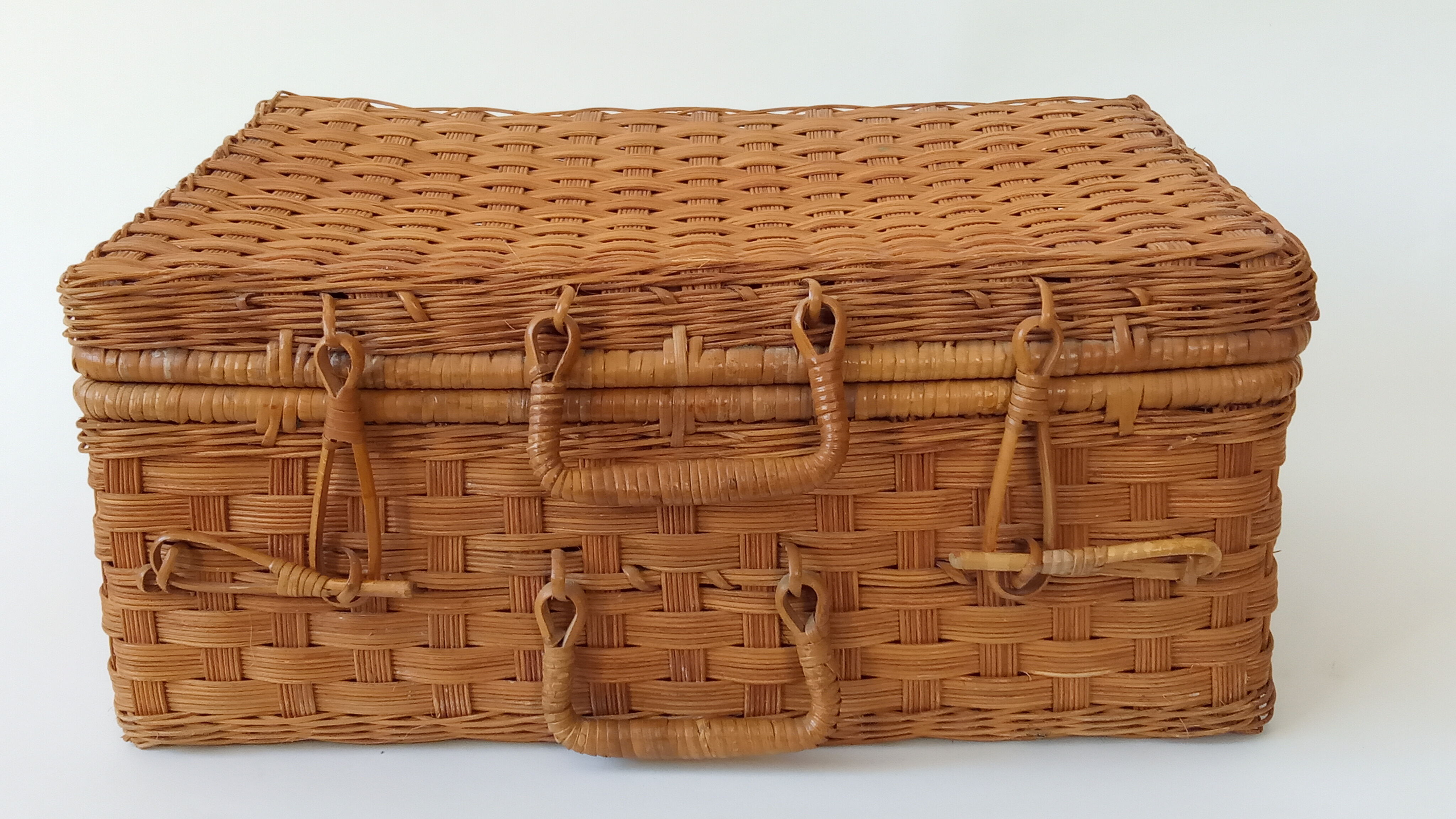 Rattan suitcase 70s