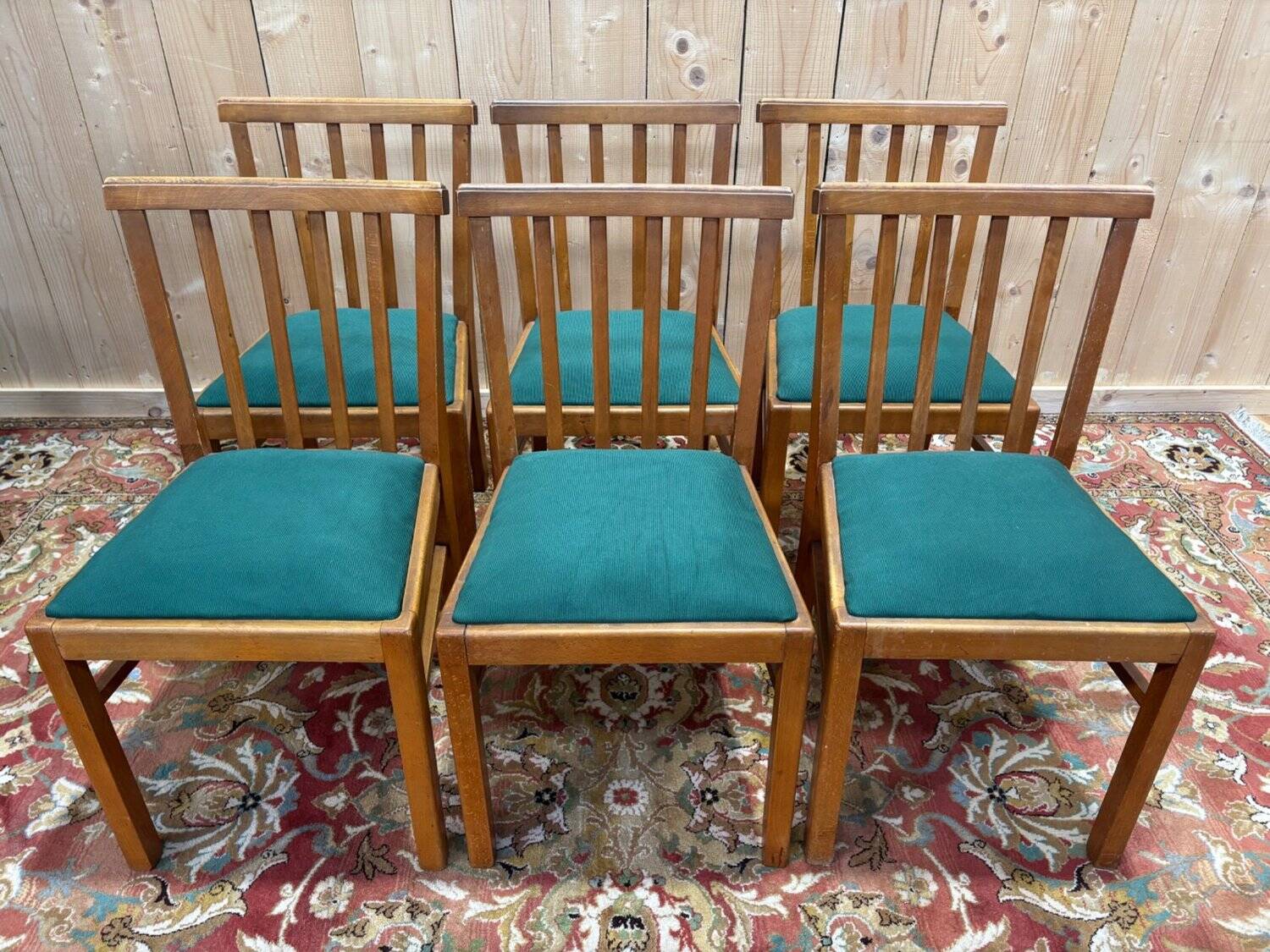 Set of 6 1950s beech chairs.