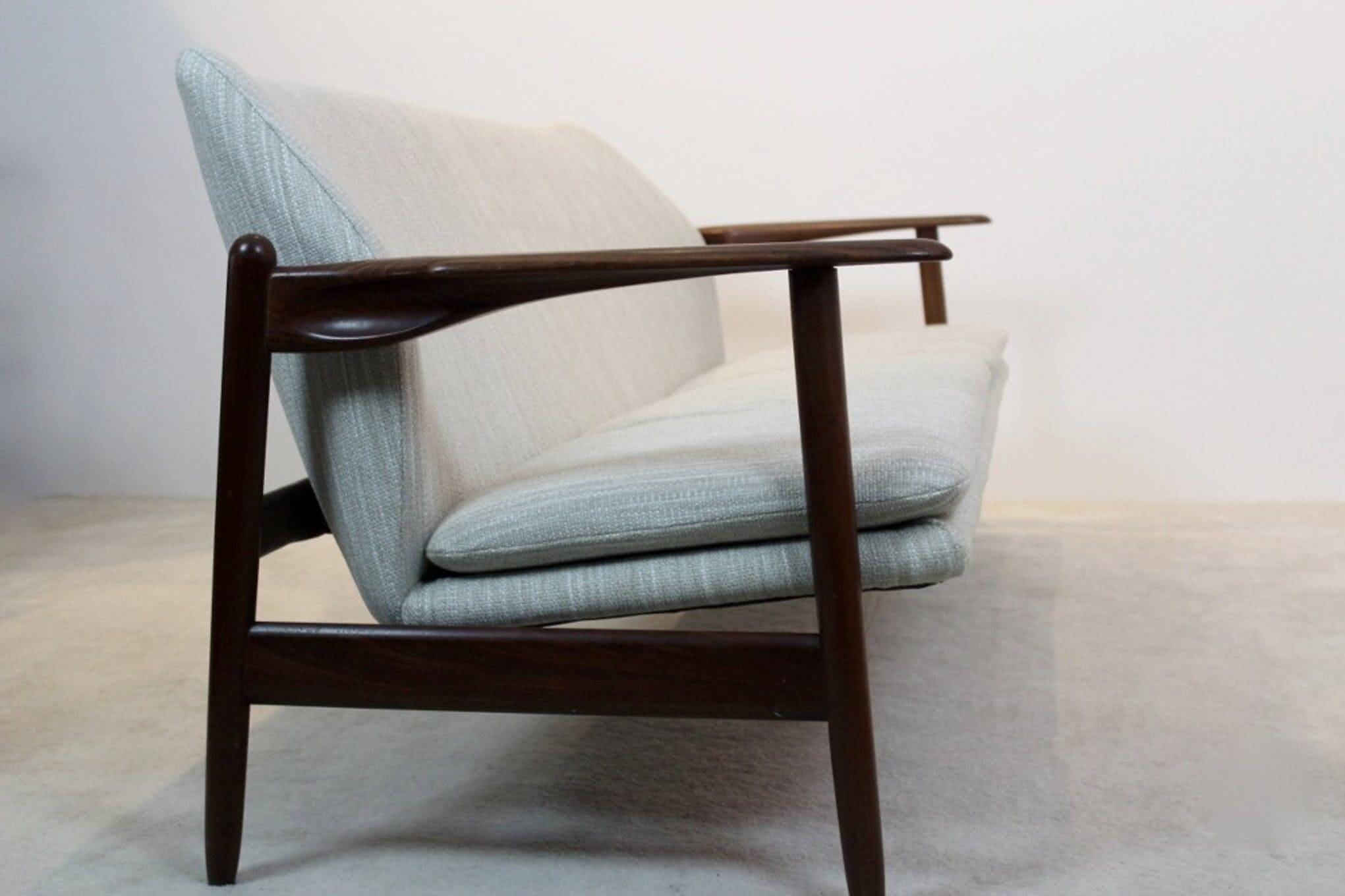 Scandinavian teak sofa Hulmefa