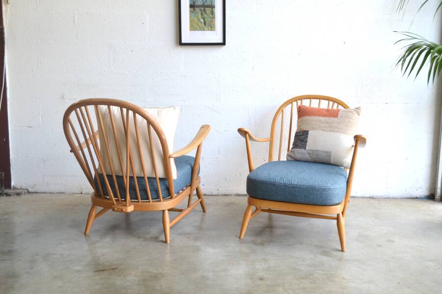 Pair of vintage armchairs by Ercol