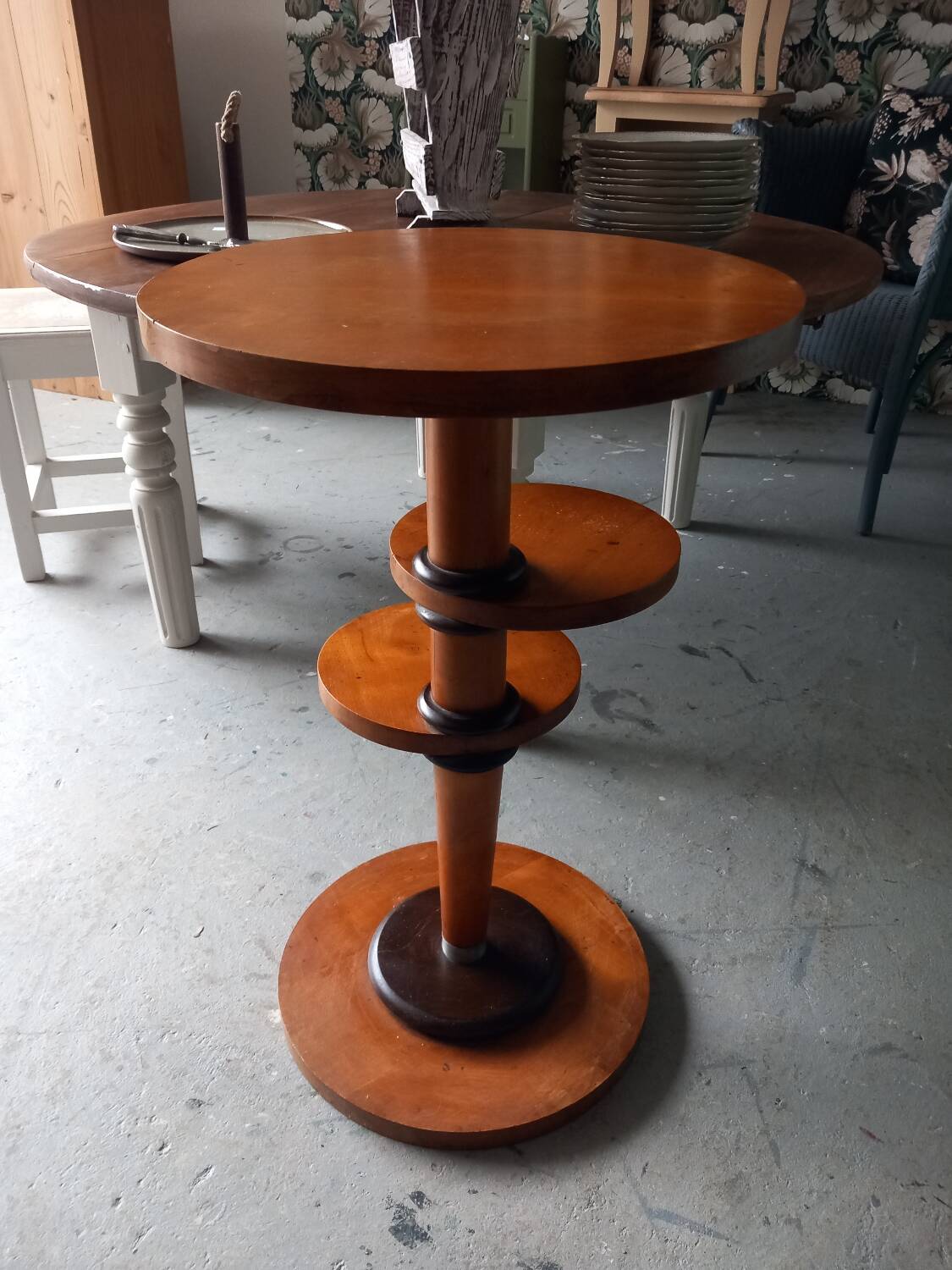 Art Deco gueridon from the 30s