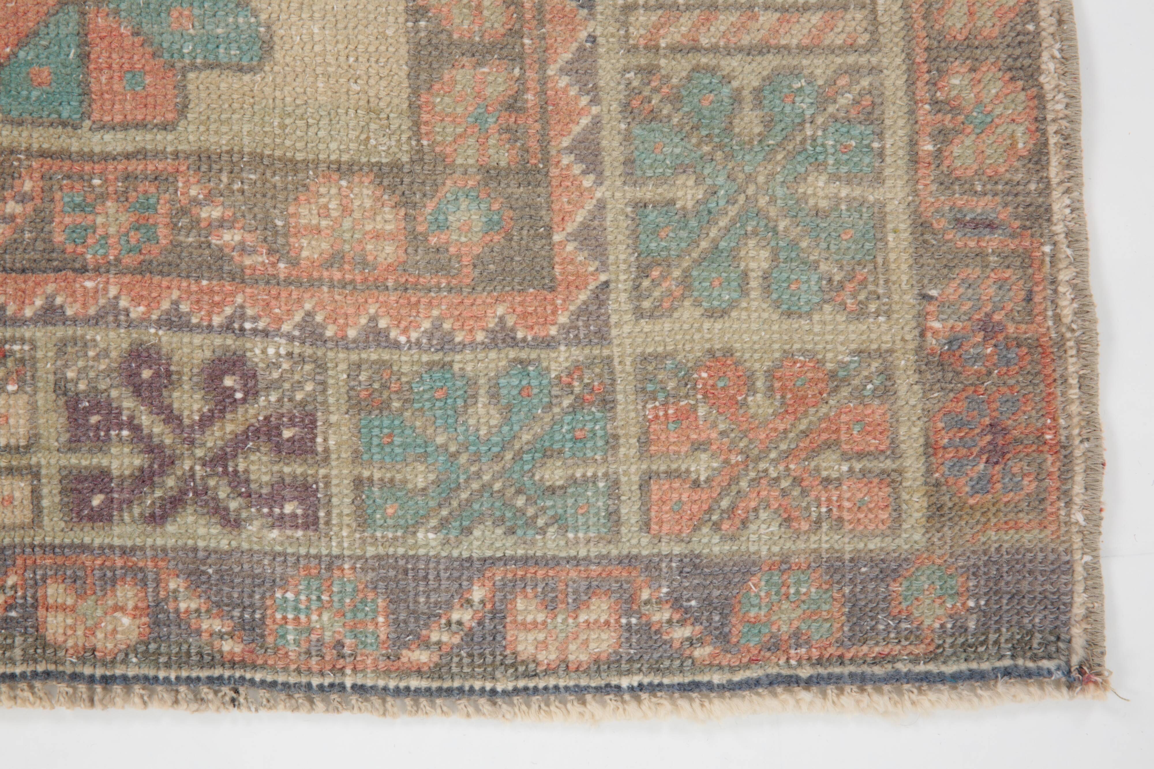 4x6 Rug For Kitchen Handmade Wool Vintage Rug, 112x196Cm SK 3865