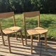 Paire de chaises bois massif P.G. Delaye “Grain de café”