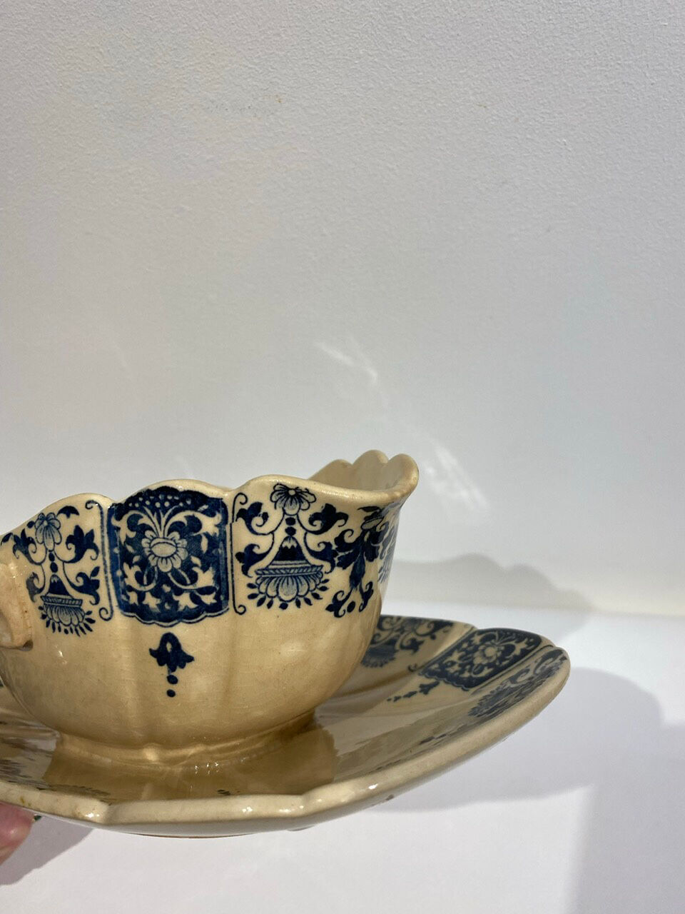 Saucière manufacture of Gien early XX century.