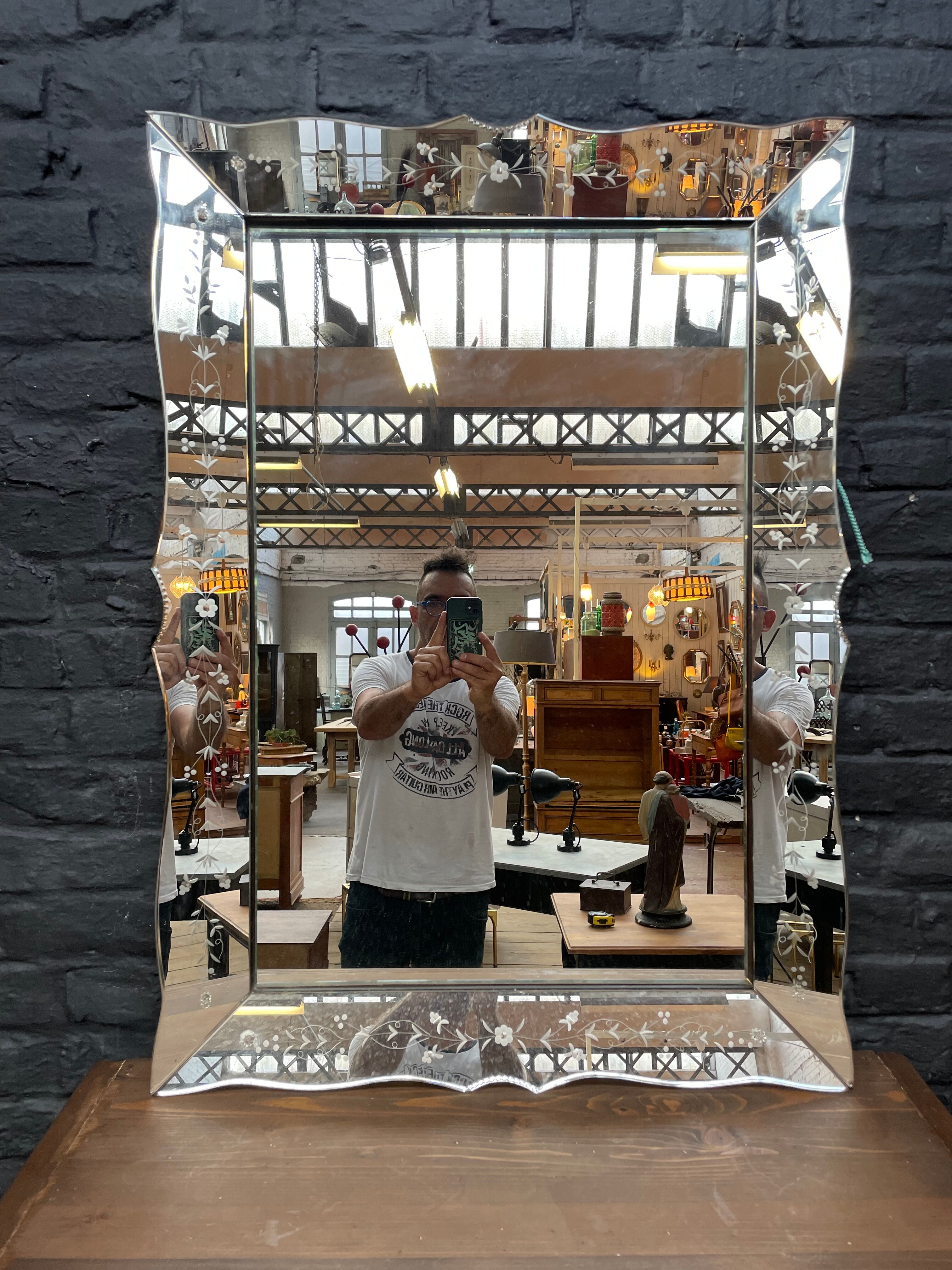 Venetian mirror 98x71cm