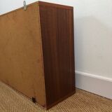 Wall shelf